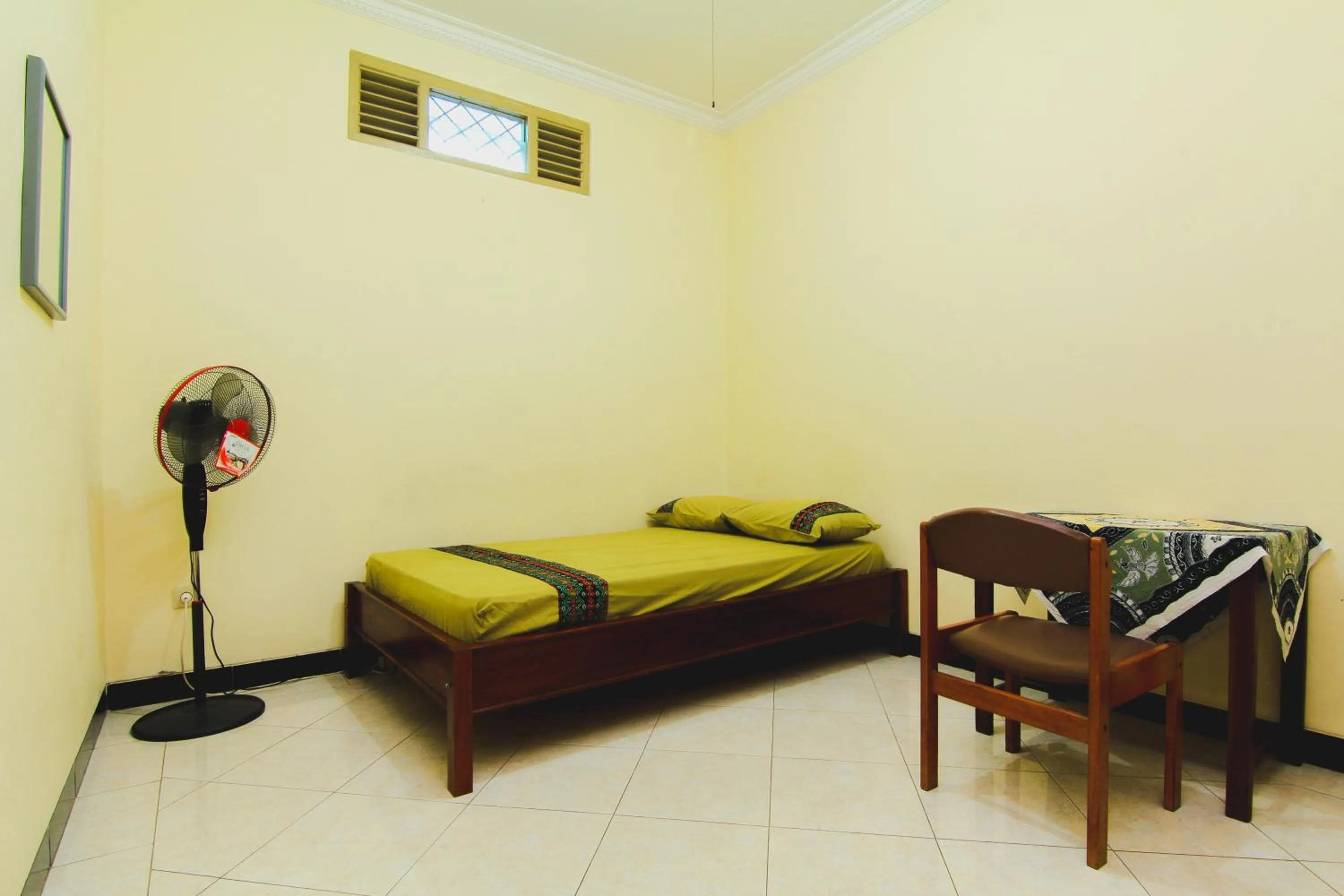 Bedroom in Griya Batik Giri Sekar Homestay