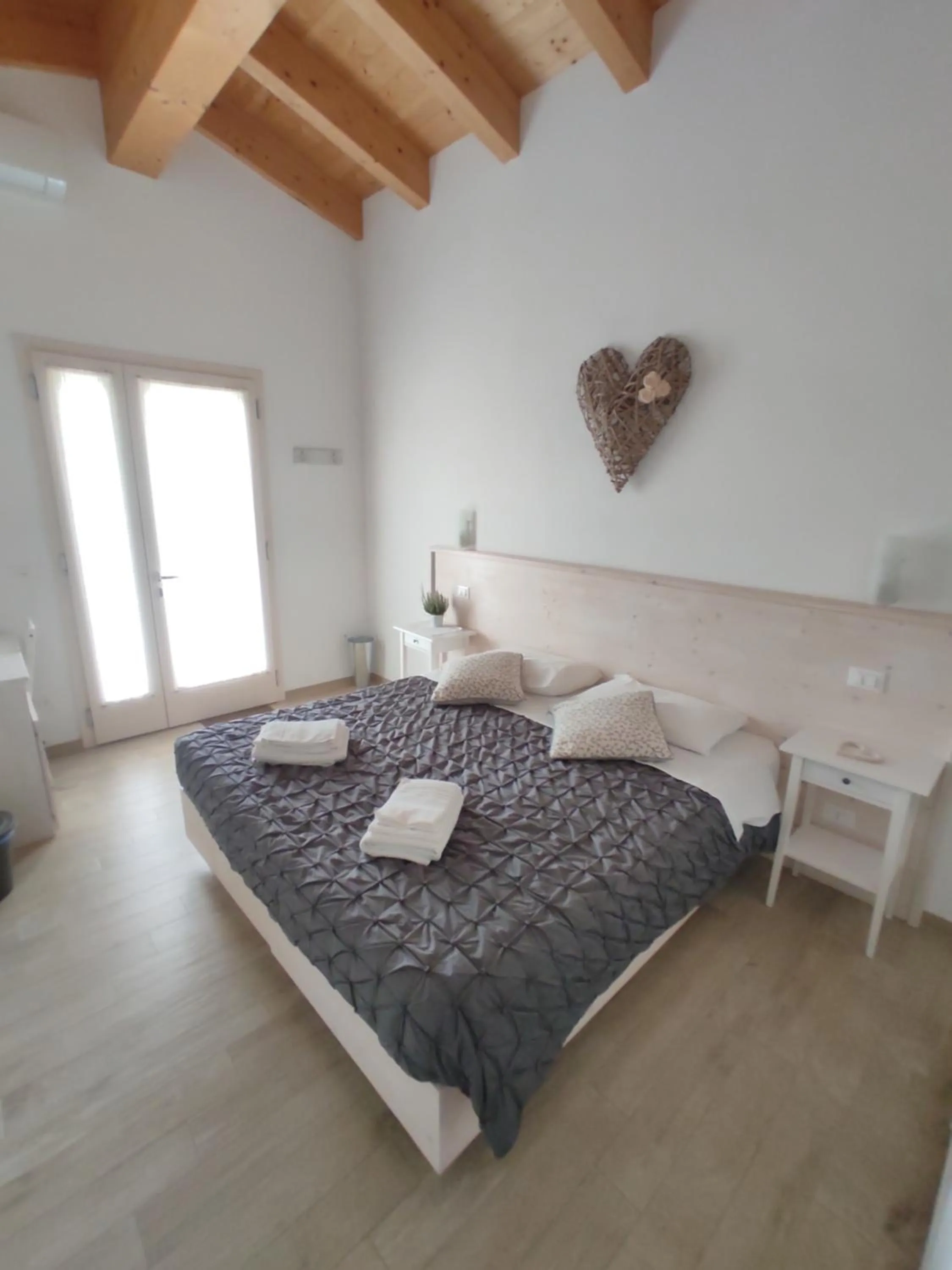 Photo of the whole room, Bed in Agriturismo Honey Farm