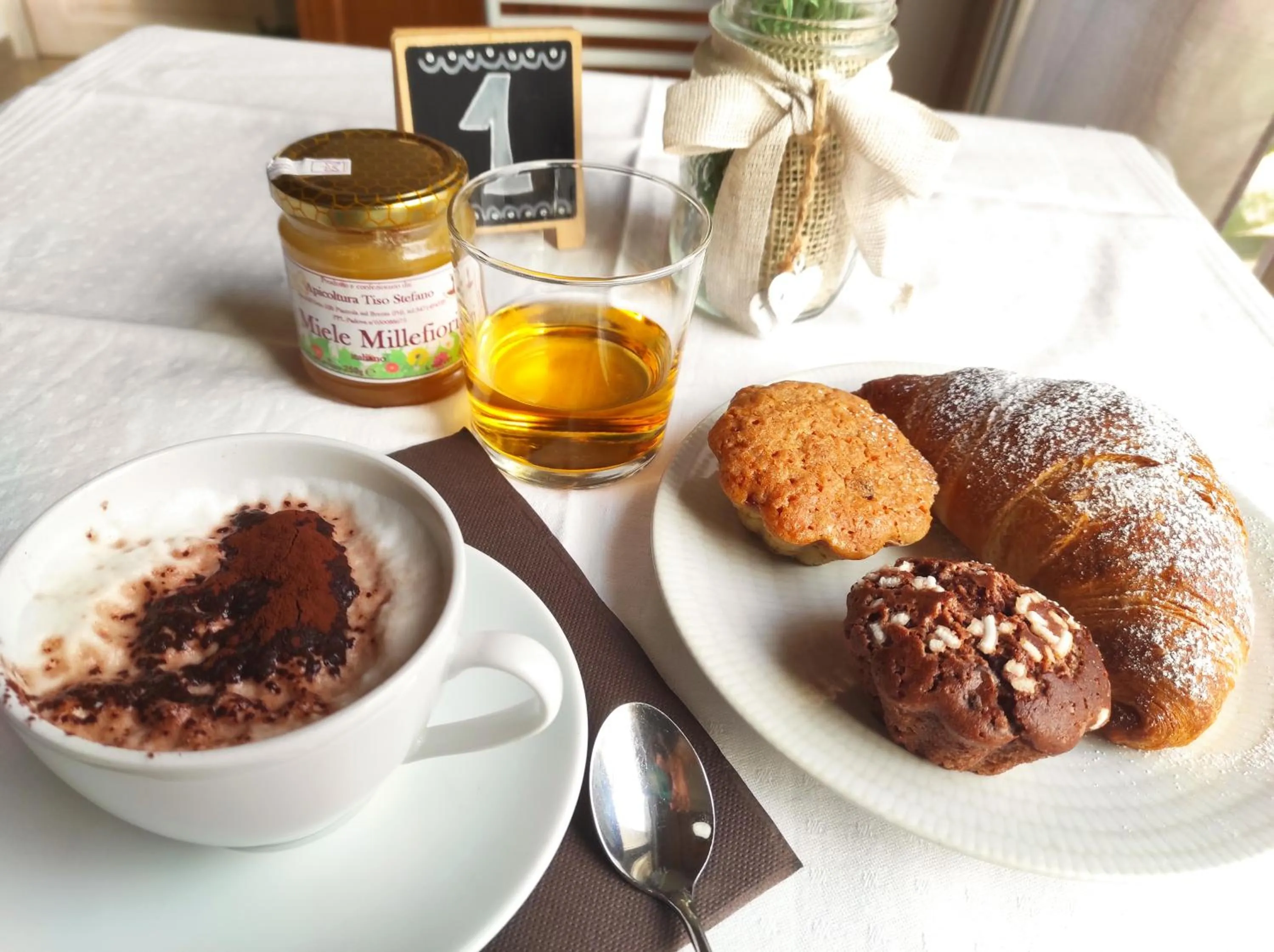 Food and drinks in Agriturismo Honey Farm