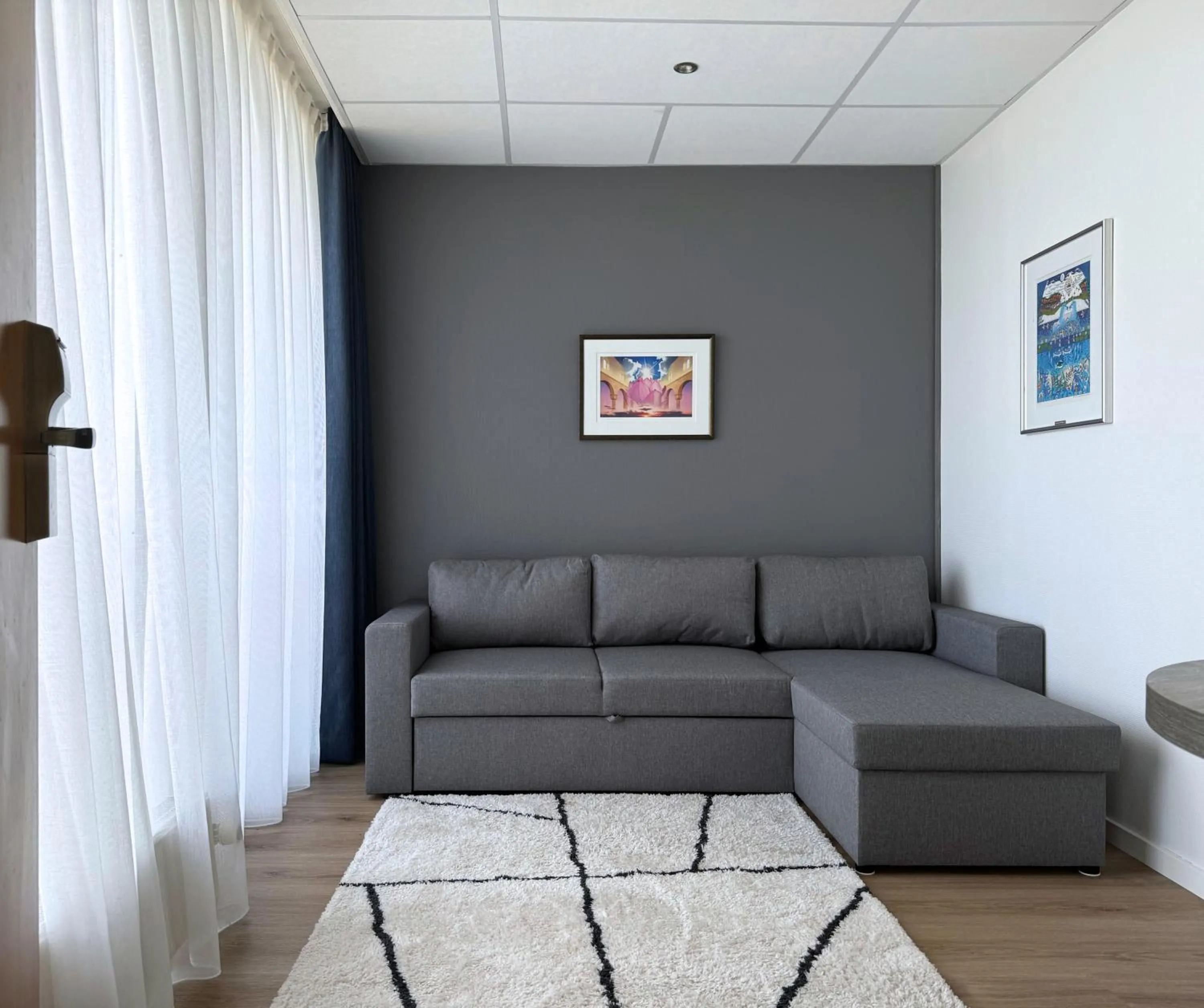 Seating area in Helnan Marselis Hotel