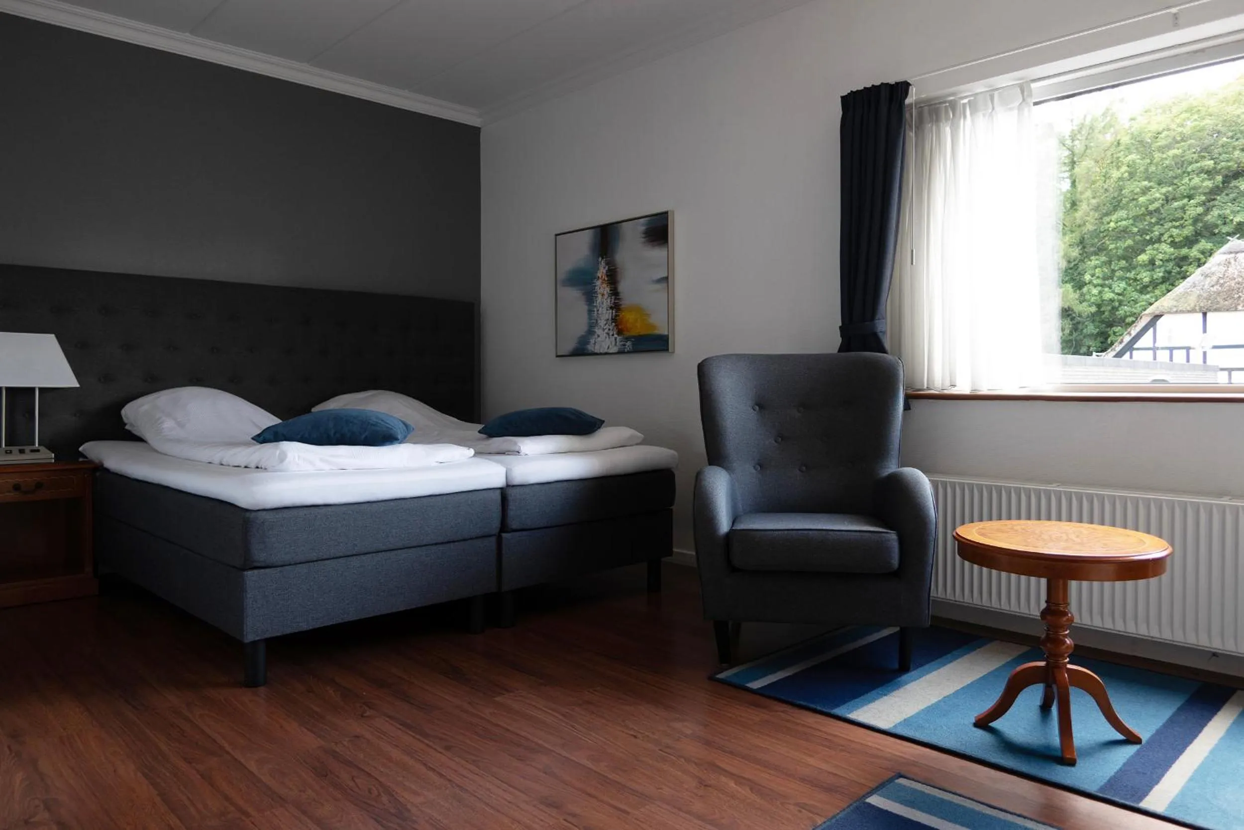 Bedroom, Bed in Helnan Marselis Hotel