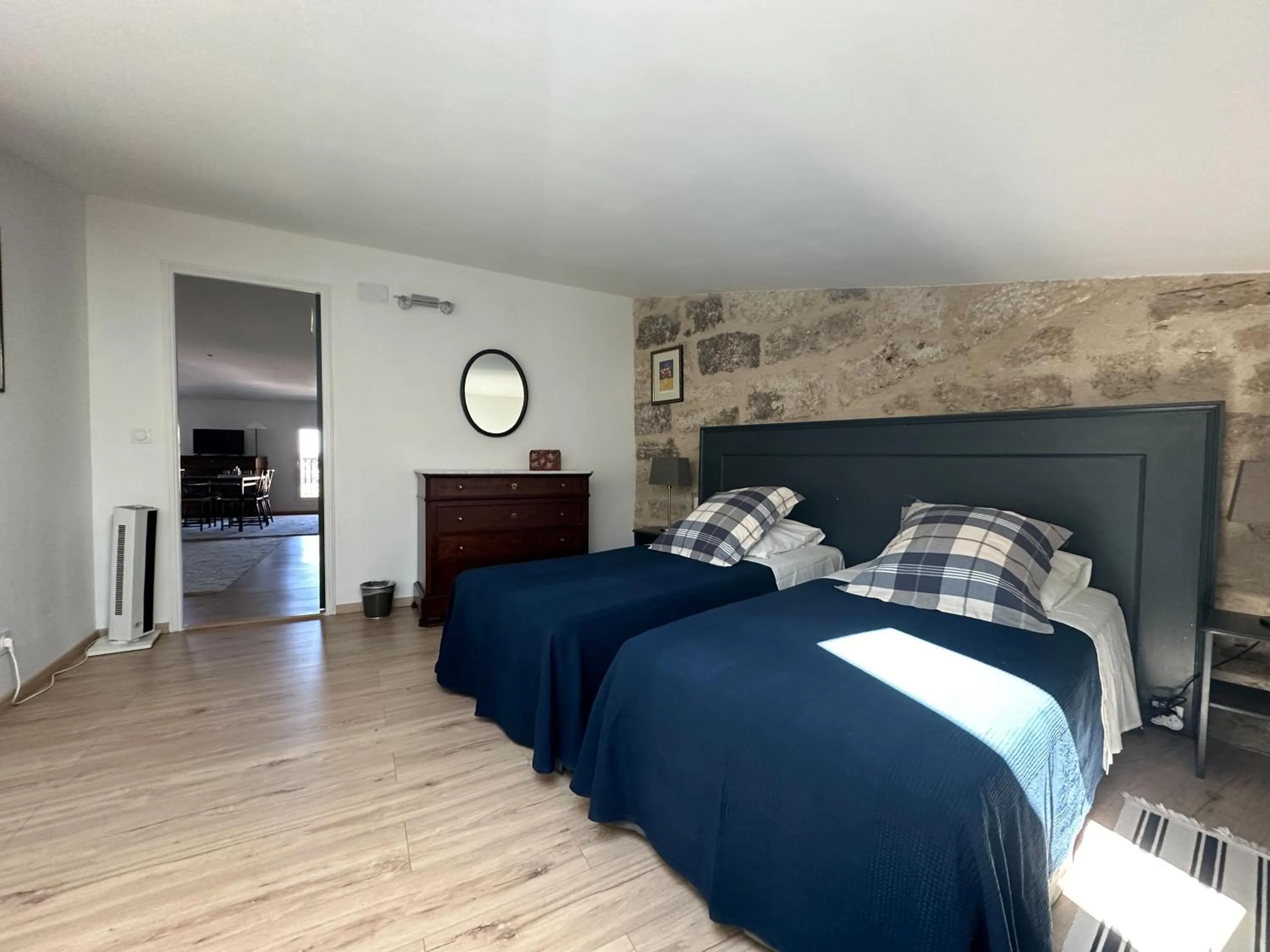 Bed in Aumes Sweet Home Chambre d'Hôtes