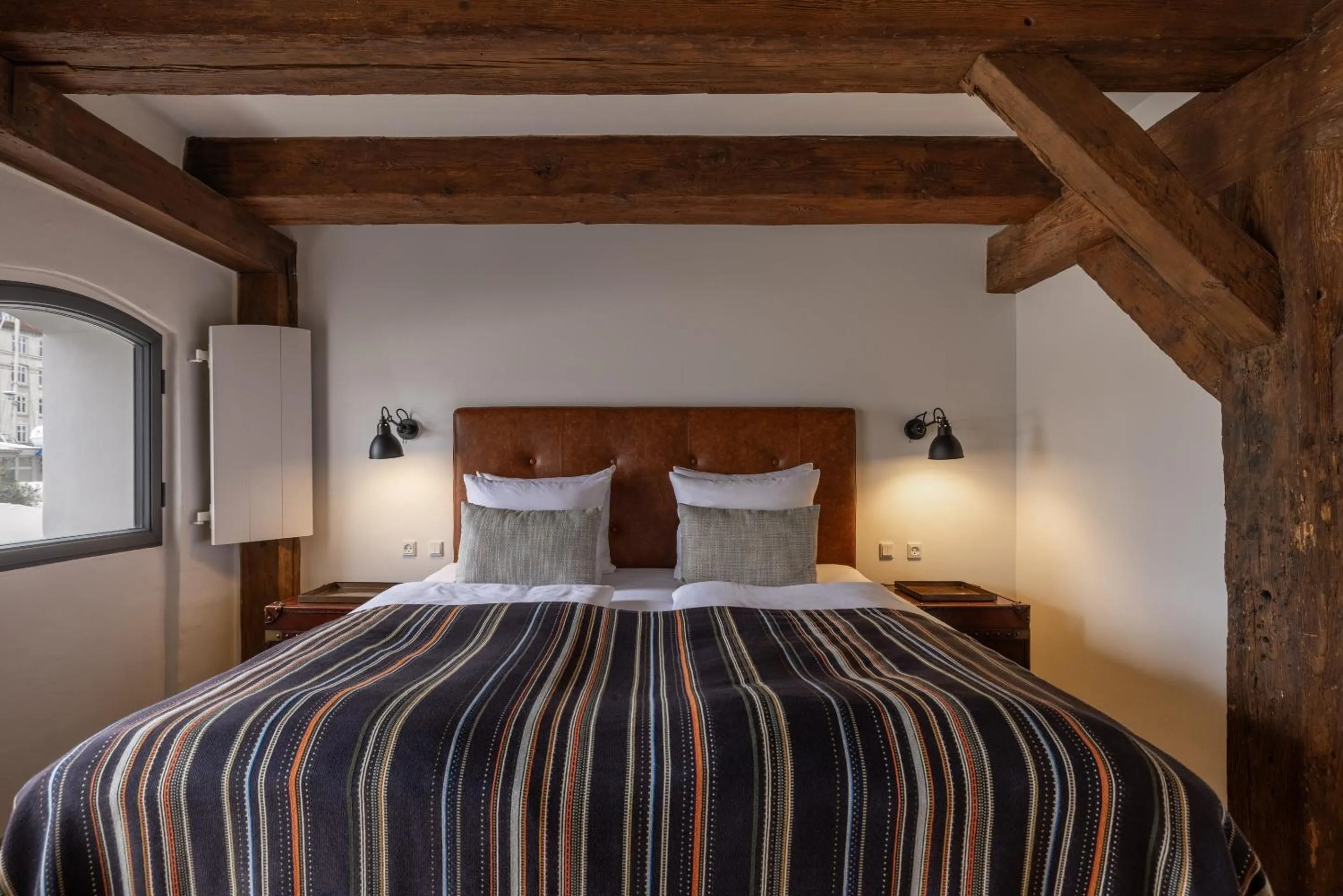 Bed in 71 Nyhavn Hotel