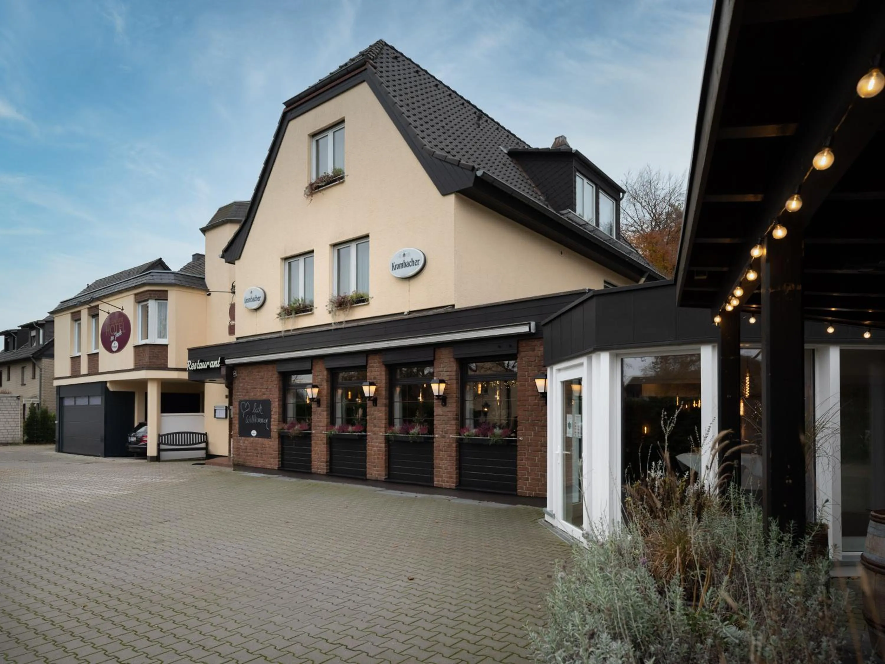 Property building in Hotel im Park