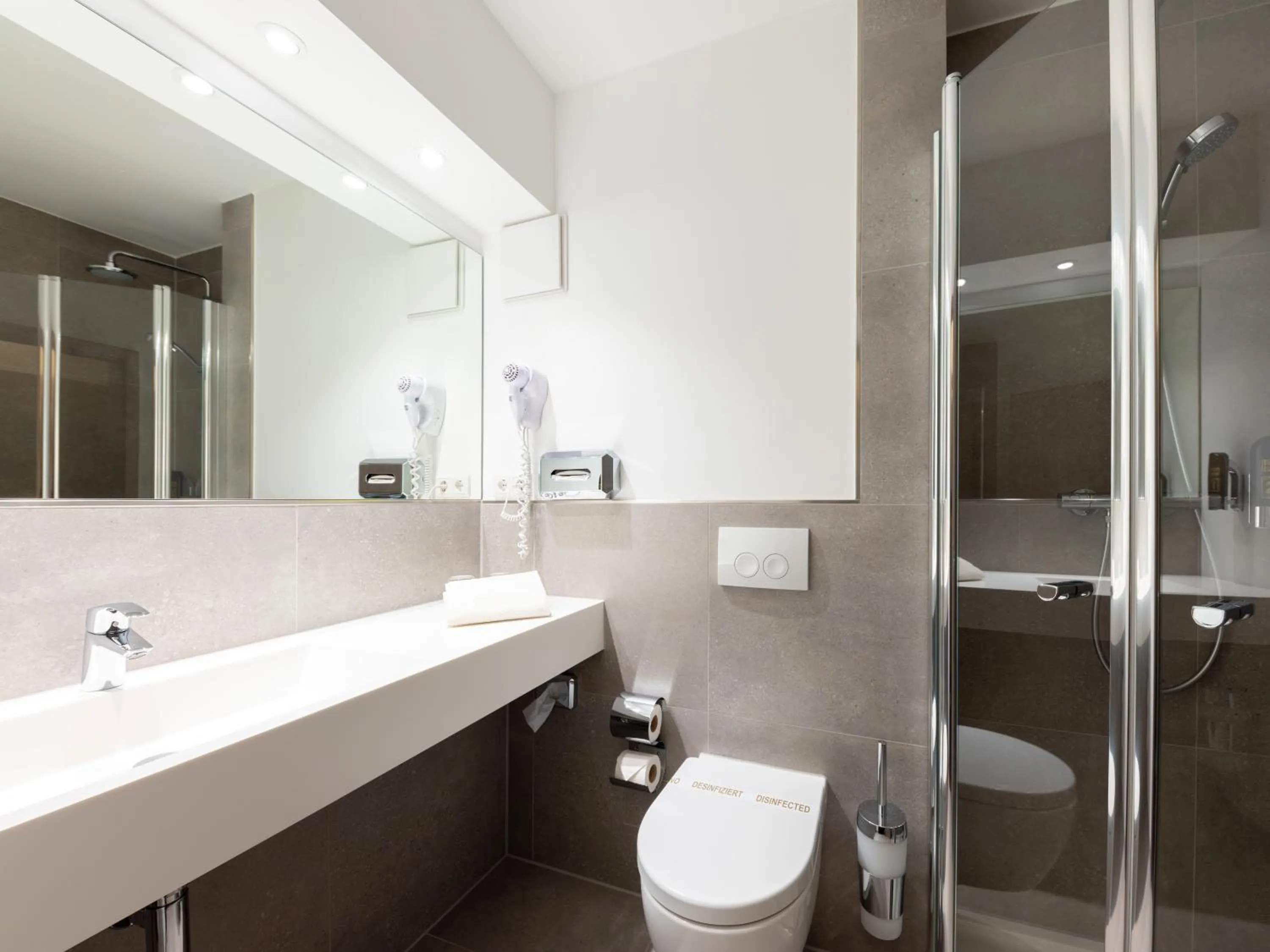 Bathroom in Hotel im Park