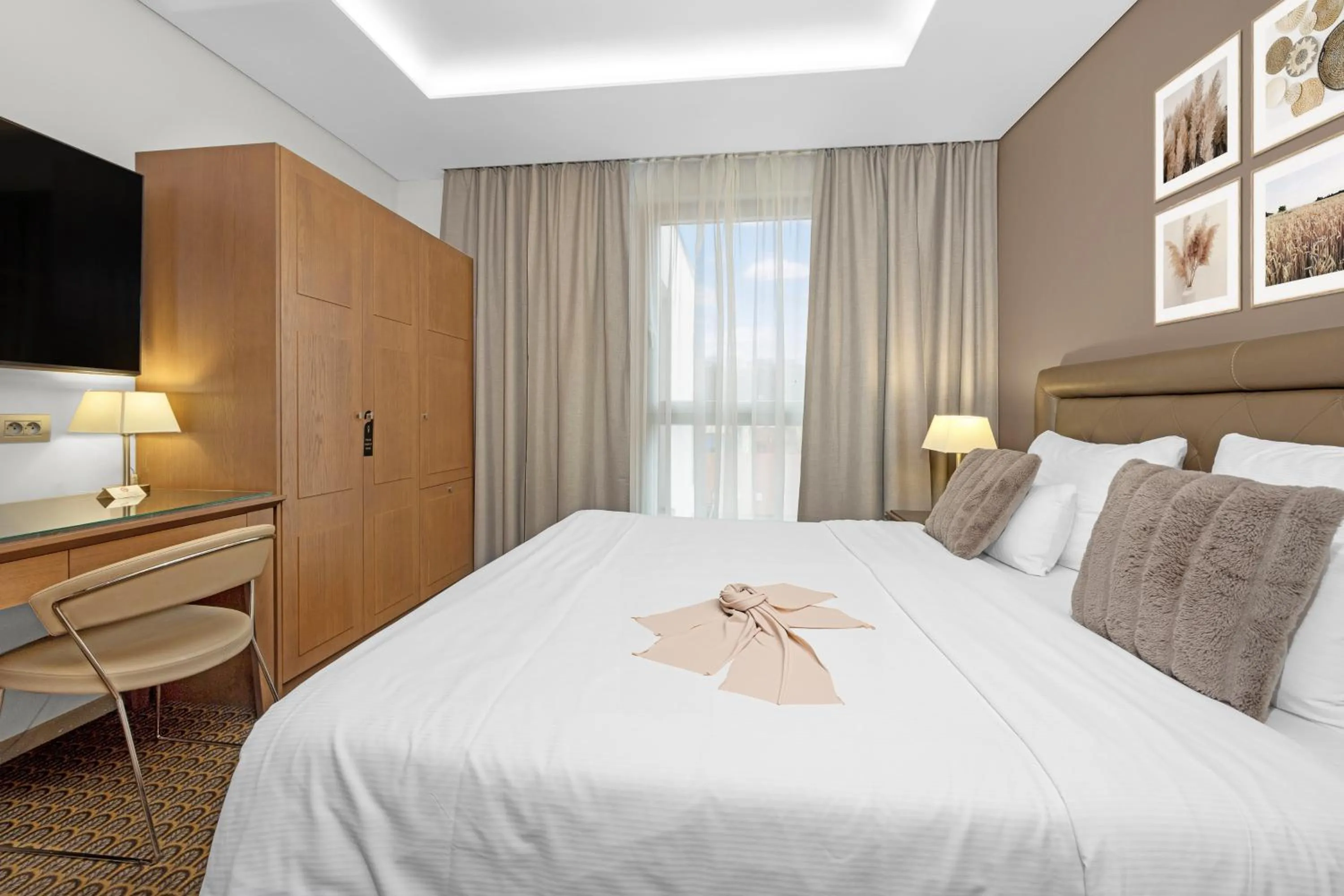 Bed in Hotel Royal Prague