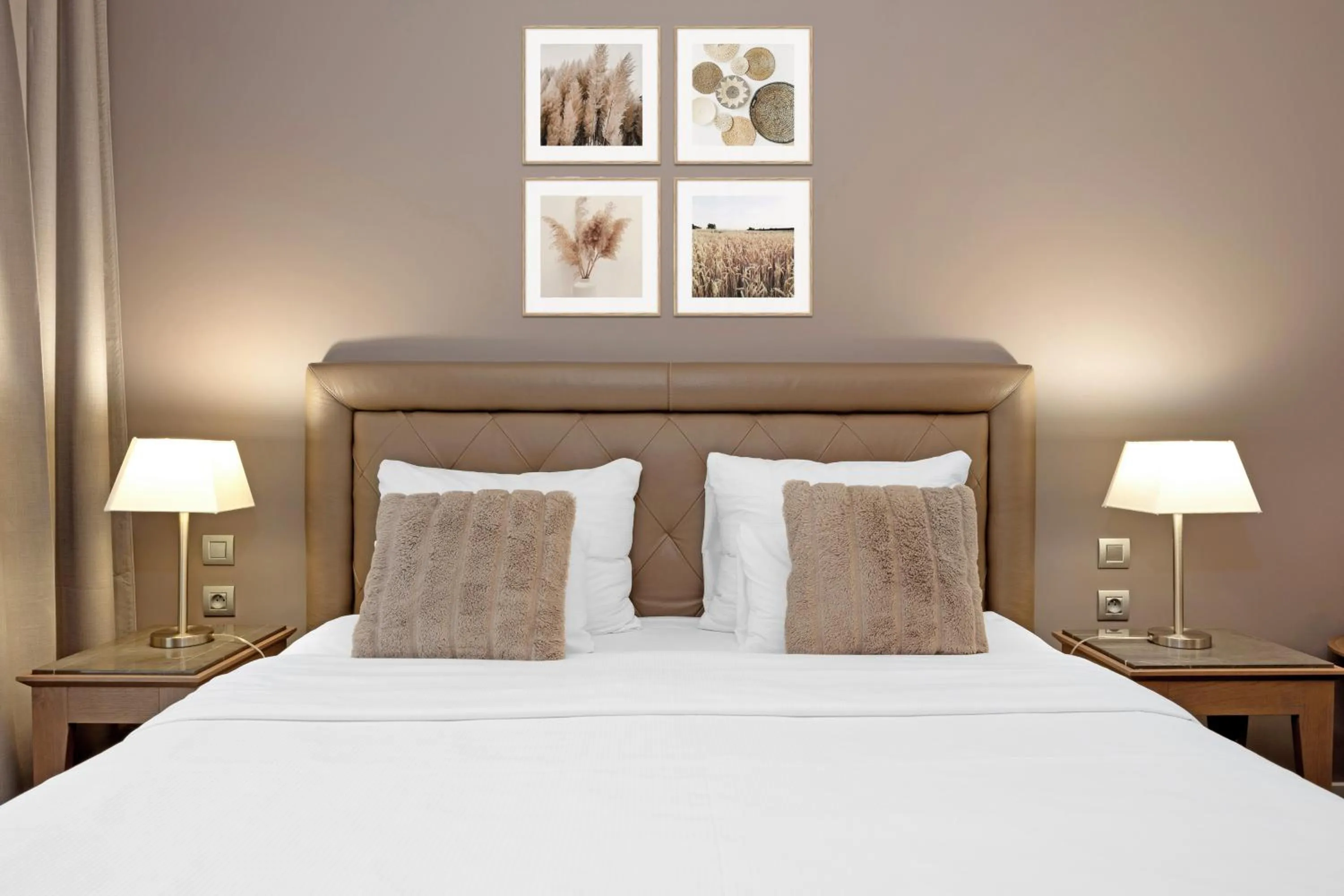 Bed in Hotel Royal Prague