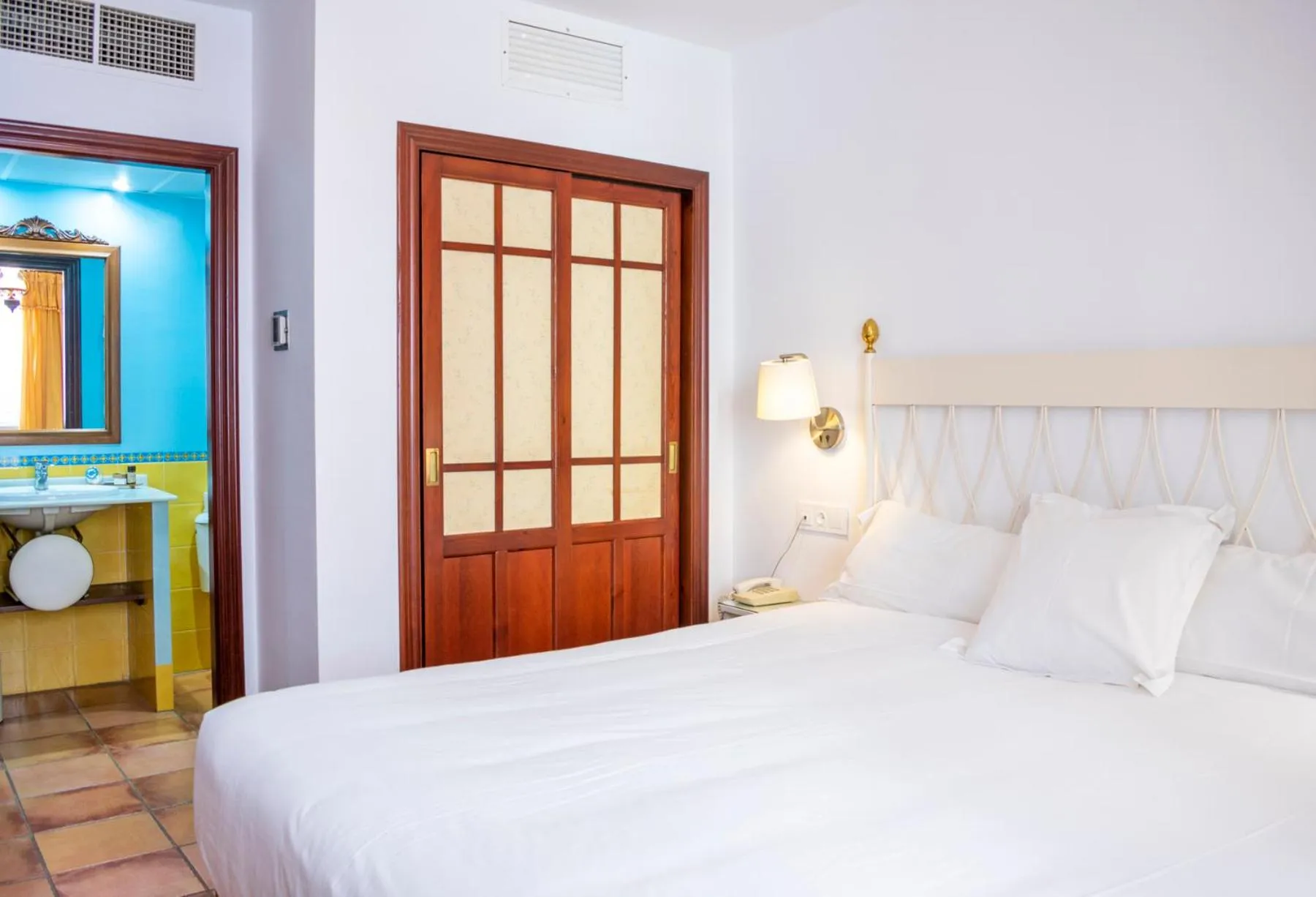 Photo of the whole room, Bed in Hotel Veracruz