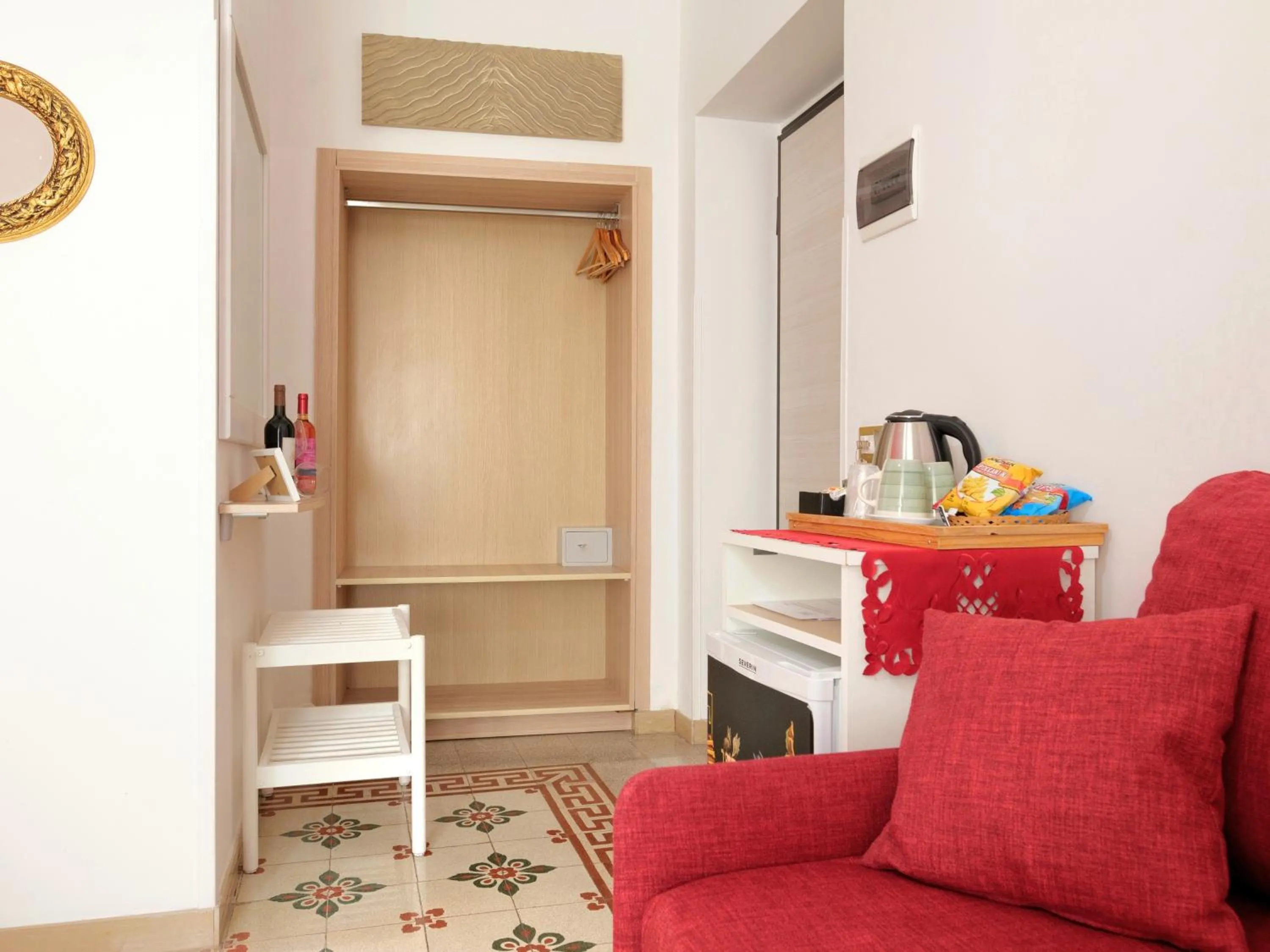 Living room in V&V Suite & Breakfast