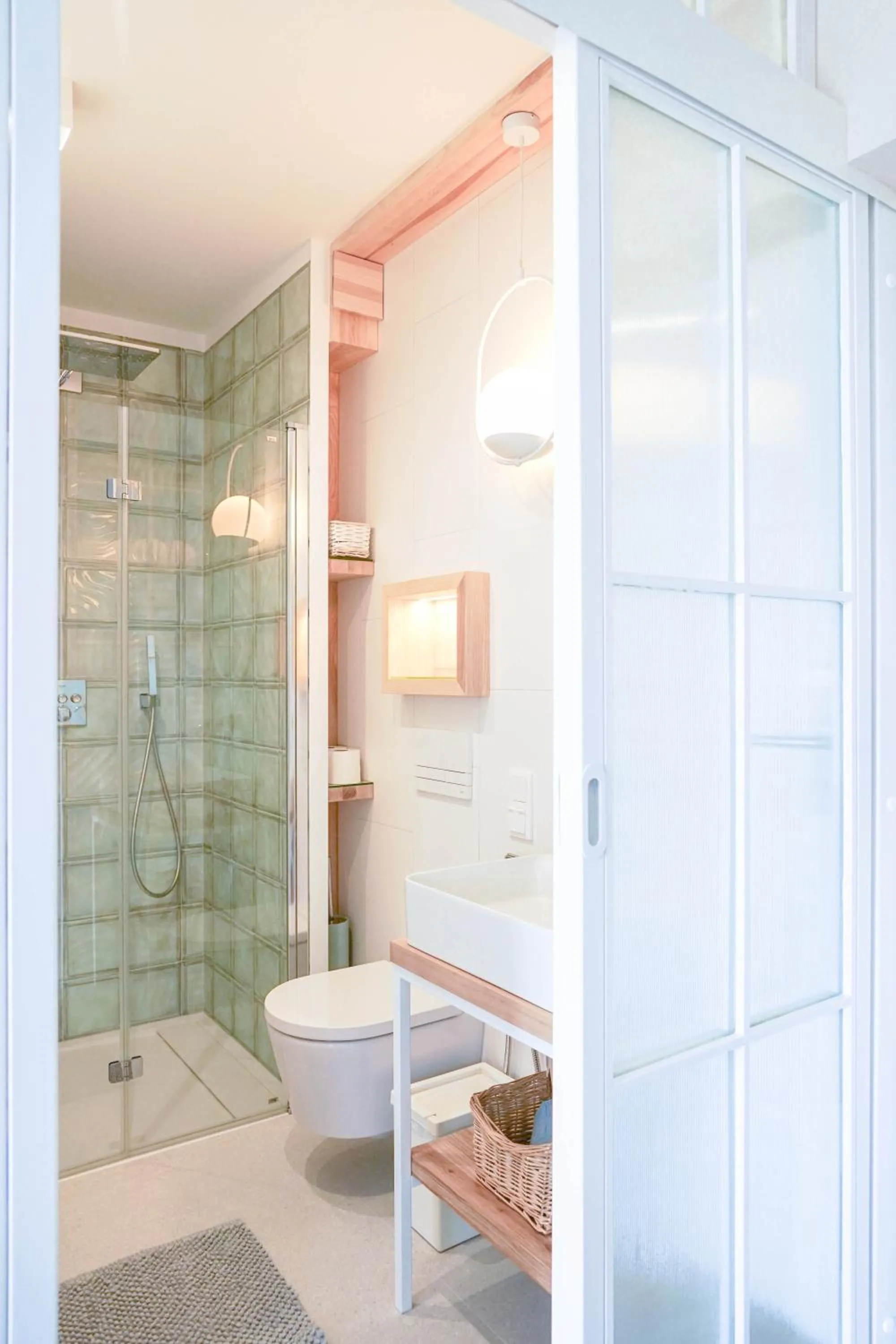 Shower in Villa Pastelowa