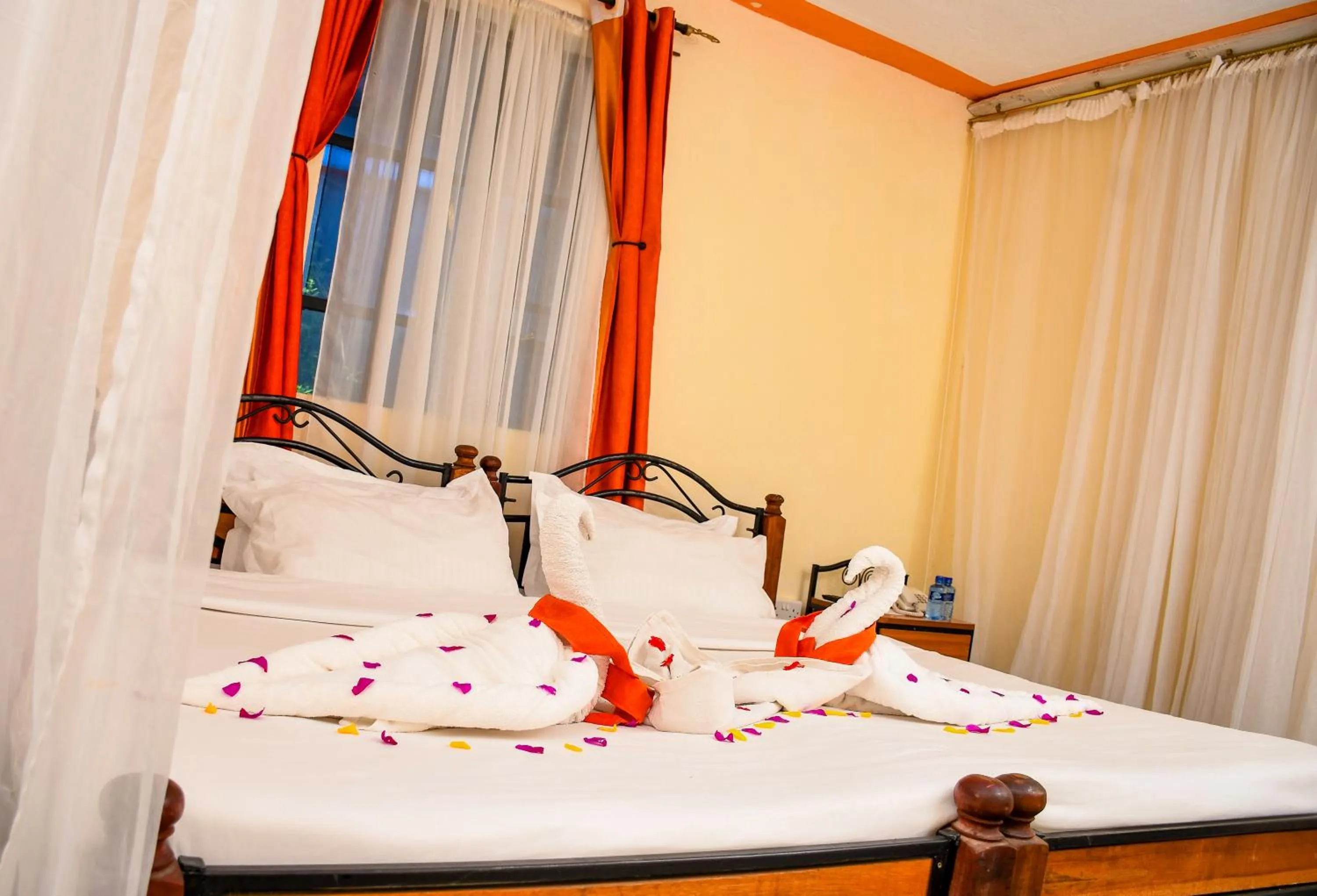 Bed in Naivasha Peppercorn Holiday Resort