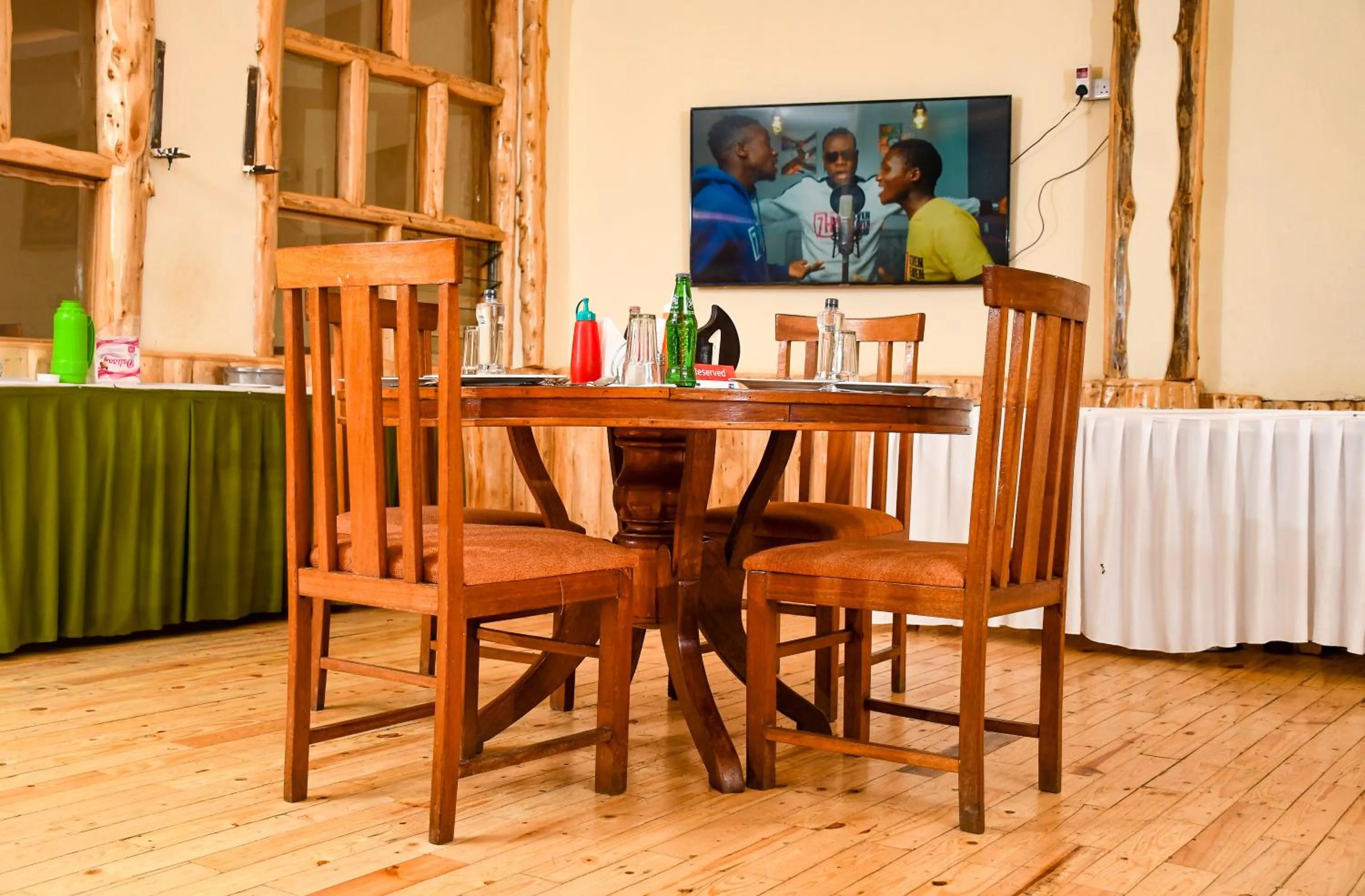 Restaurant/places to eat in Naivasha Peppercorn Holiday Resort