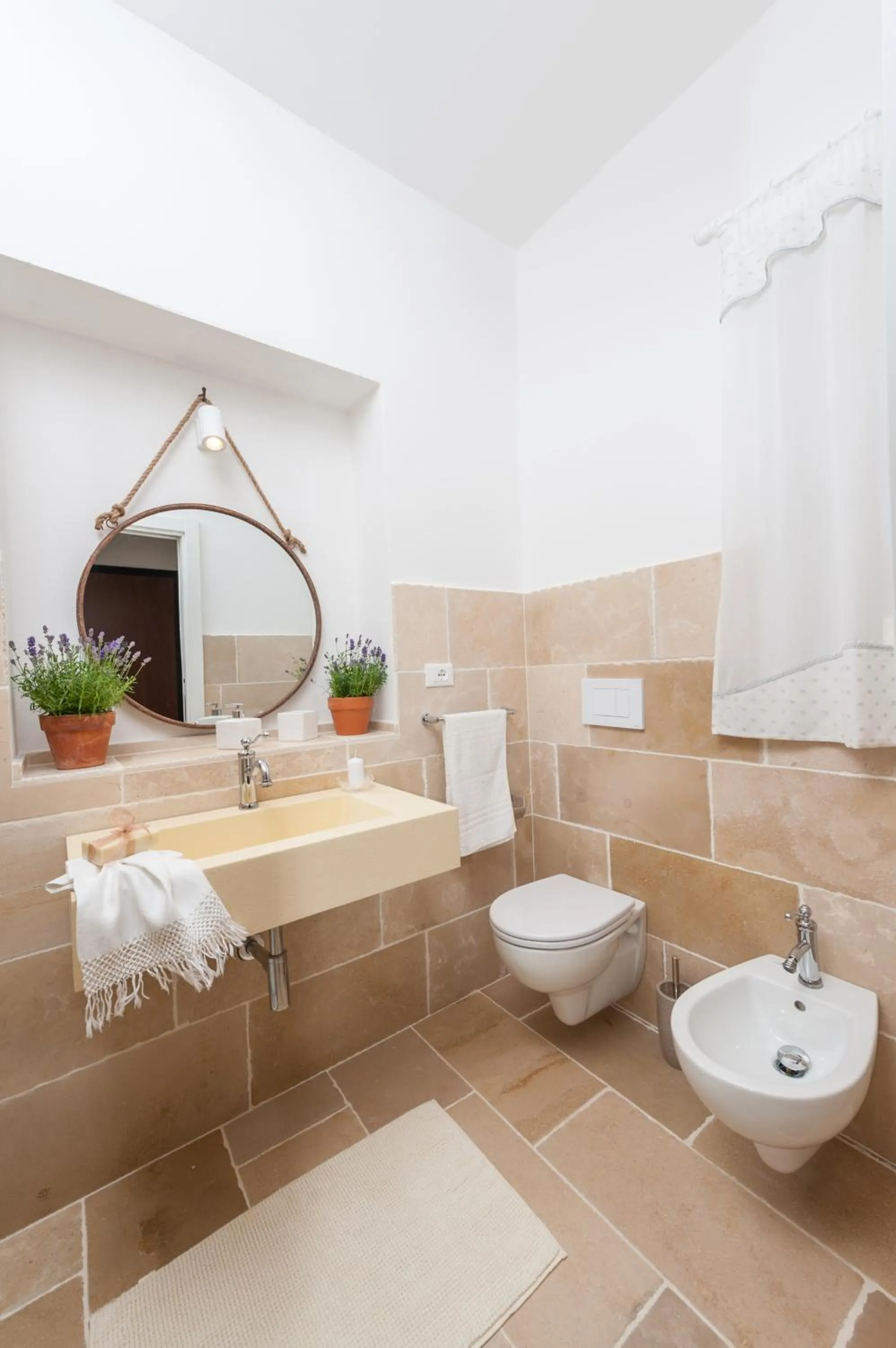 Toilet in Masseria Monache