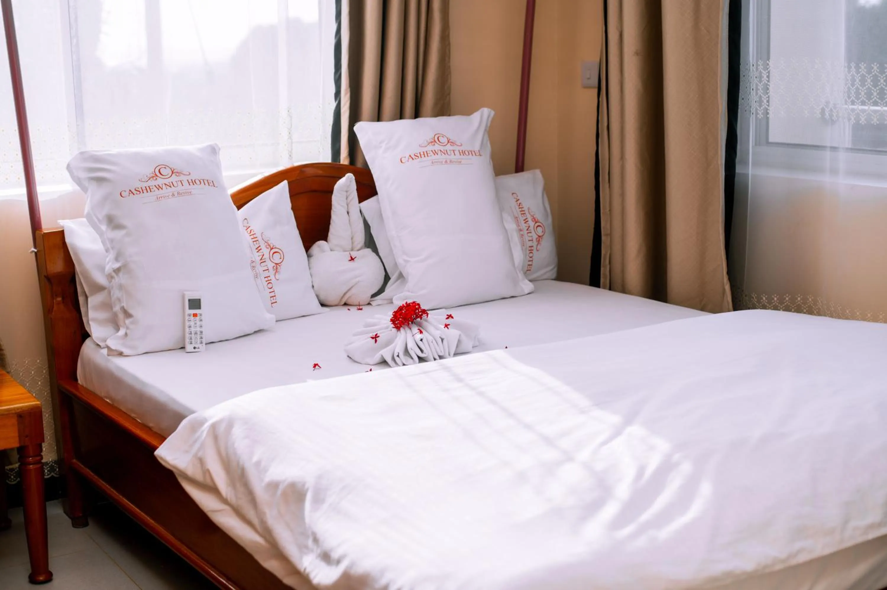 Bed in Cashewnut Hotel