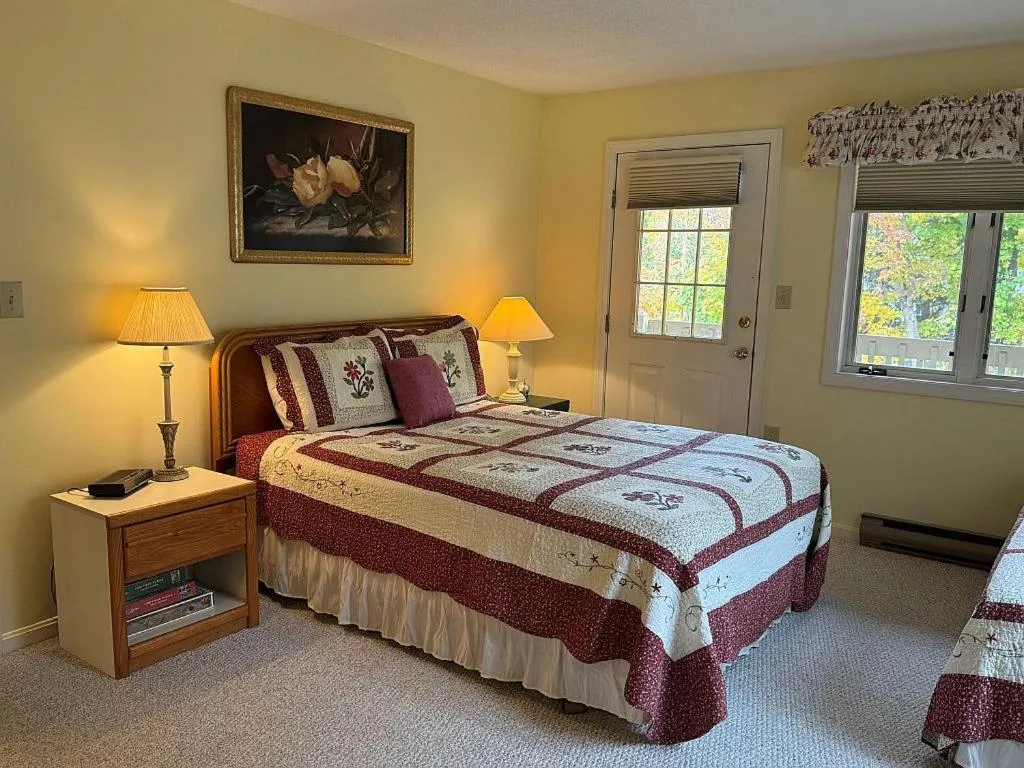 Bed in Nordic Inn Condominium Resort