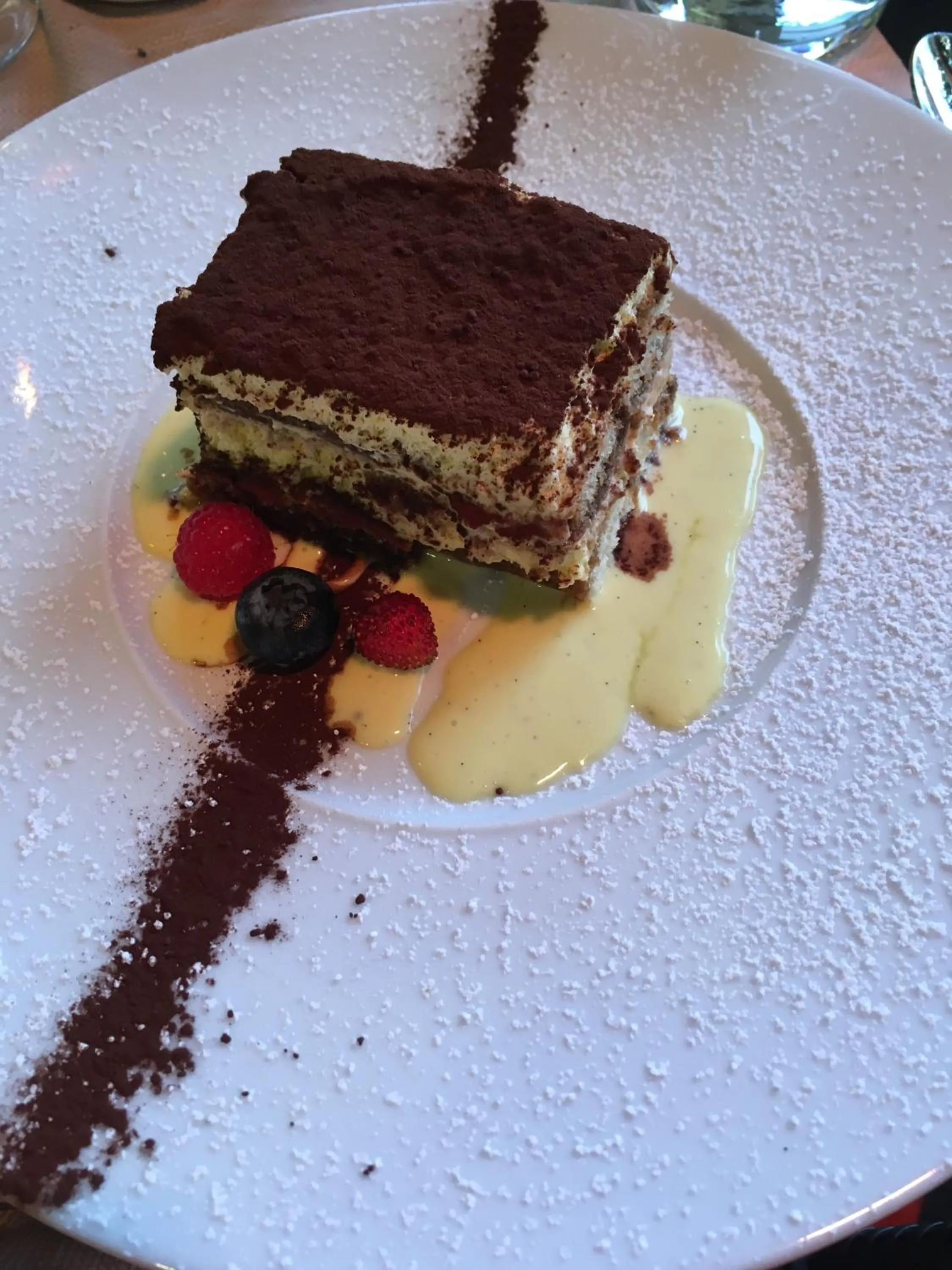 Restaurant/places to eat in Hotel Dania