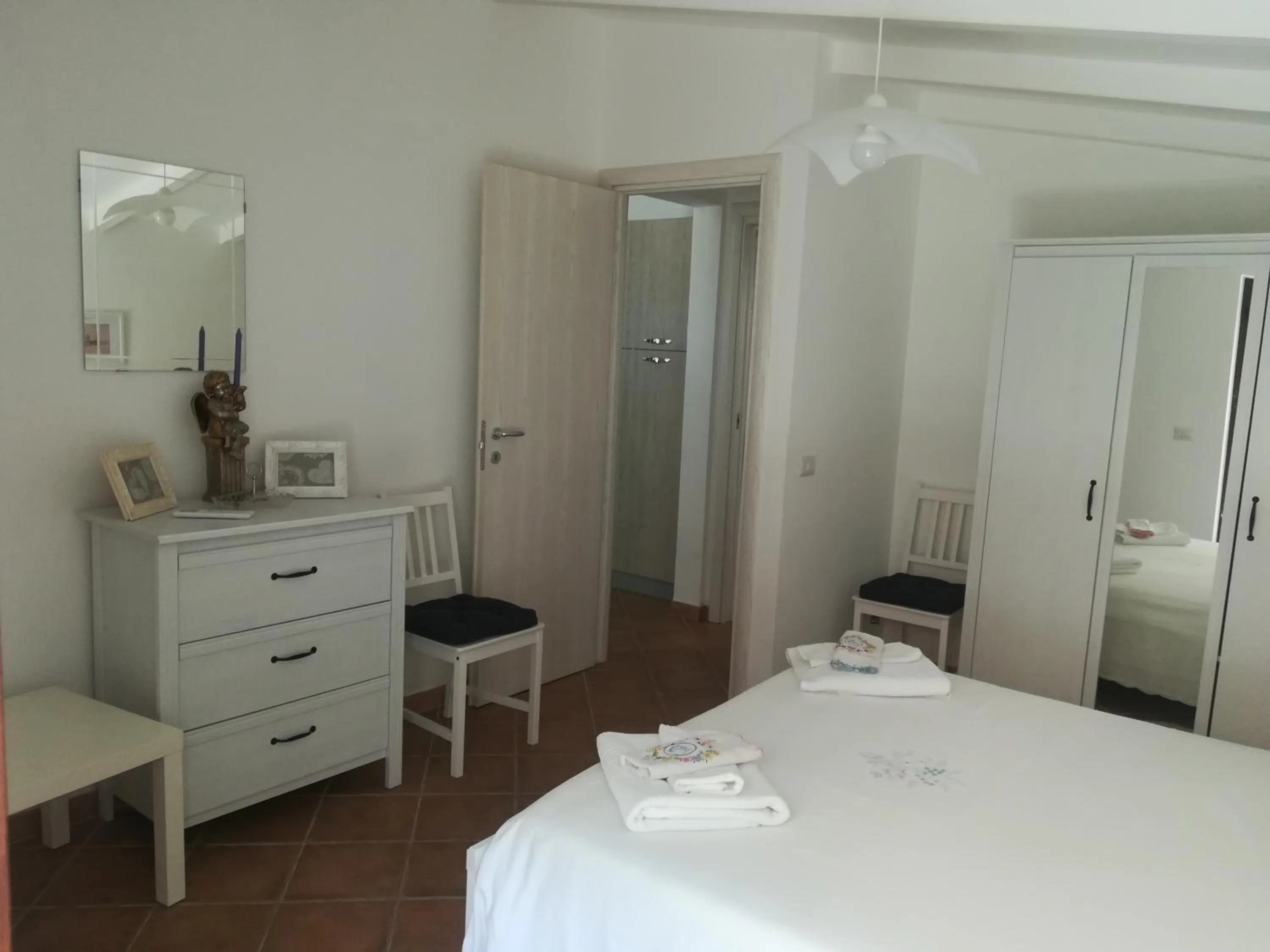 Photo of the whole room, Bed in Villino L'Aranceto Sorrentino