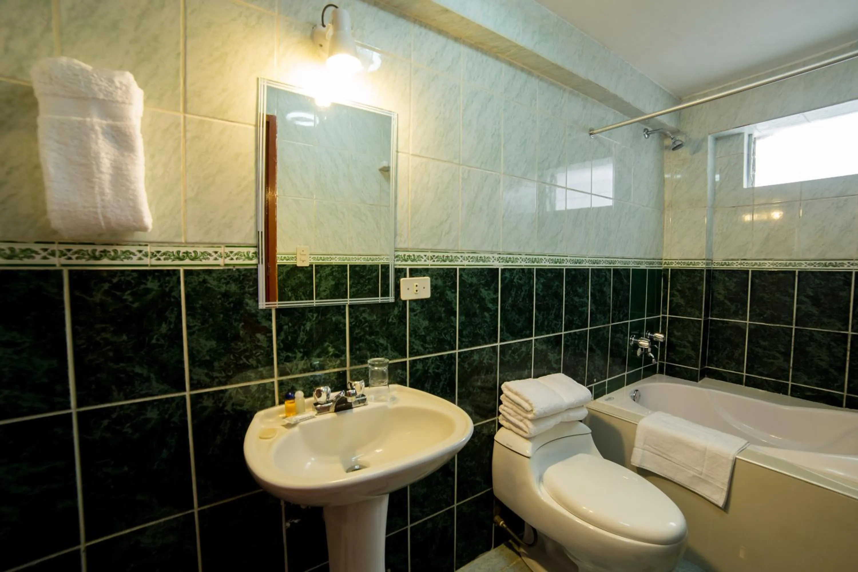 Bathroom in Hotel Peru Real