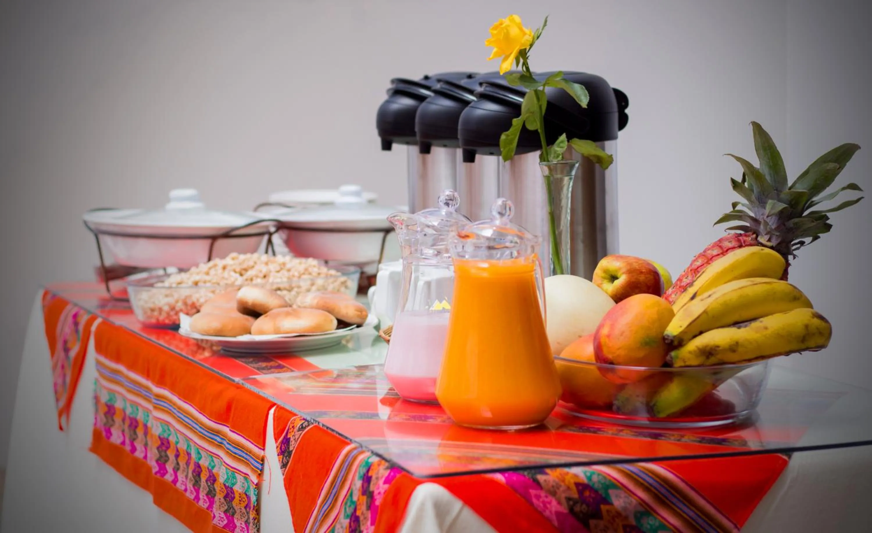 Continental breakfast in Hotel Peru Real