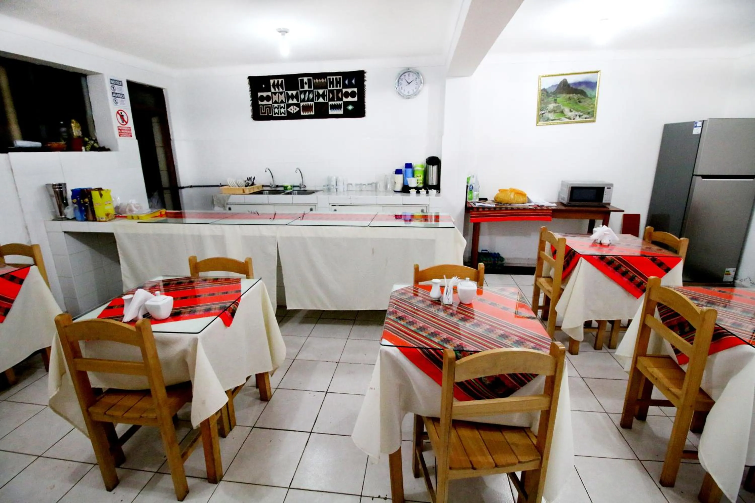 Restaurant/places to eat in Hotel Peru Real