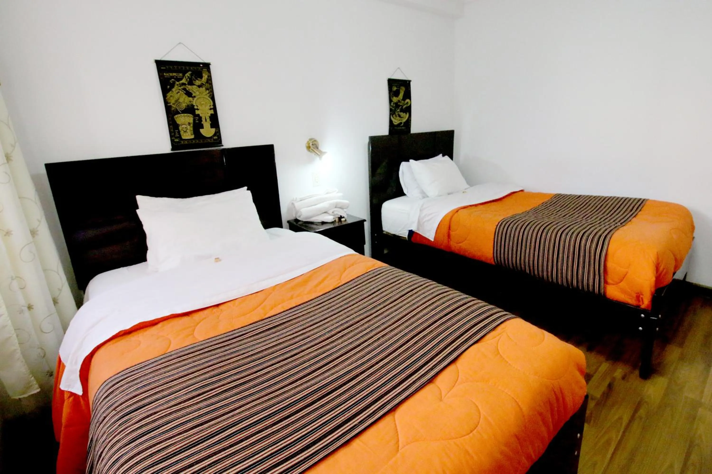 Twin Room with Bathroom in Hotel Peru Real