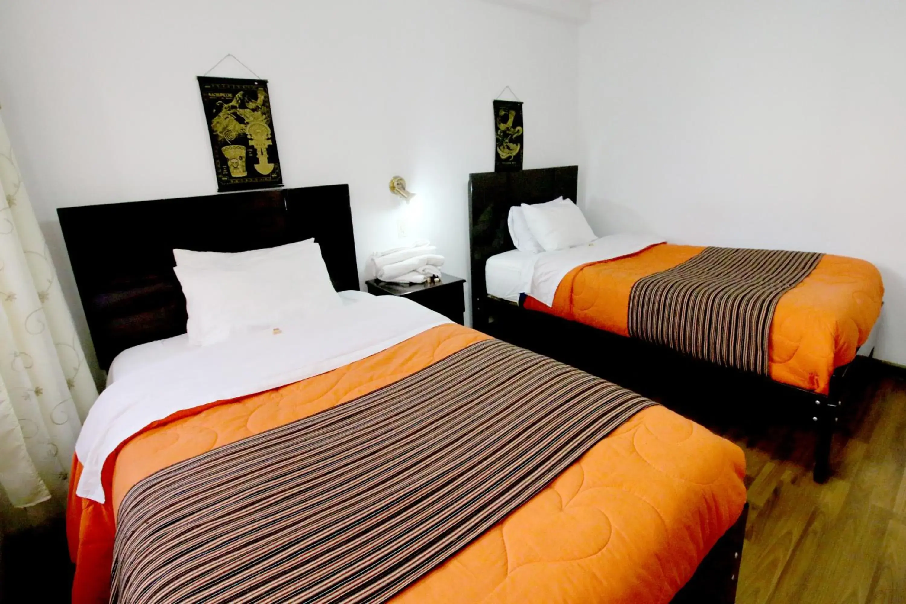 Twin Room with Bathroom in Hotel Peru Real Twin Room with Bathroom in Hotel Peru Real