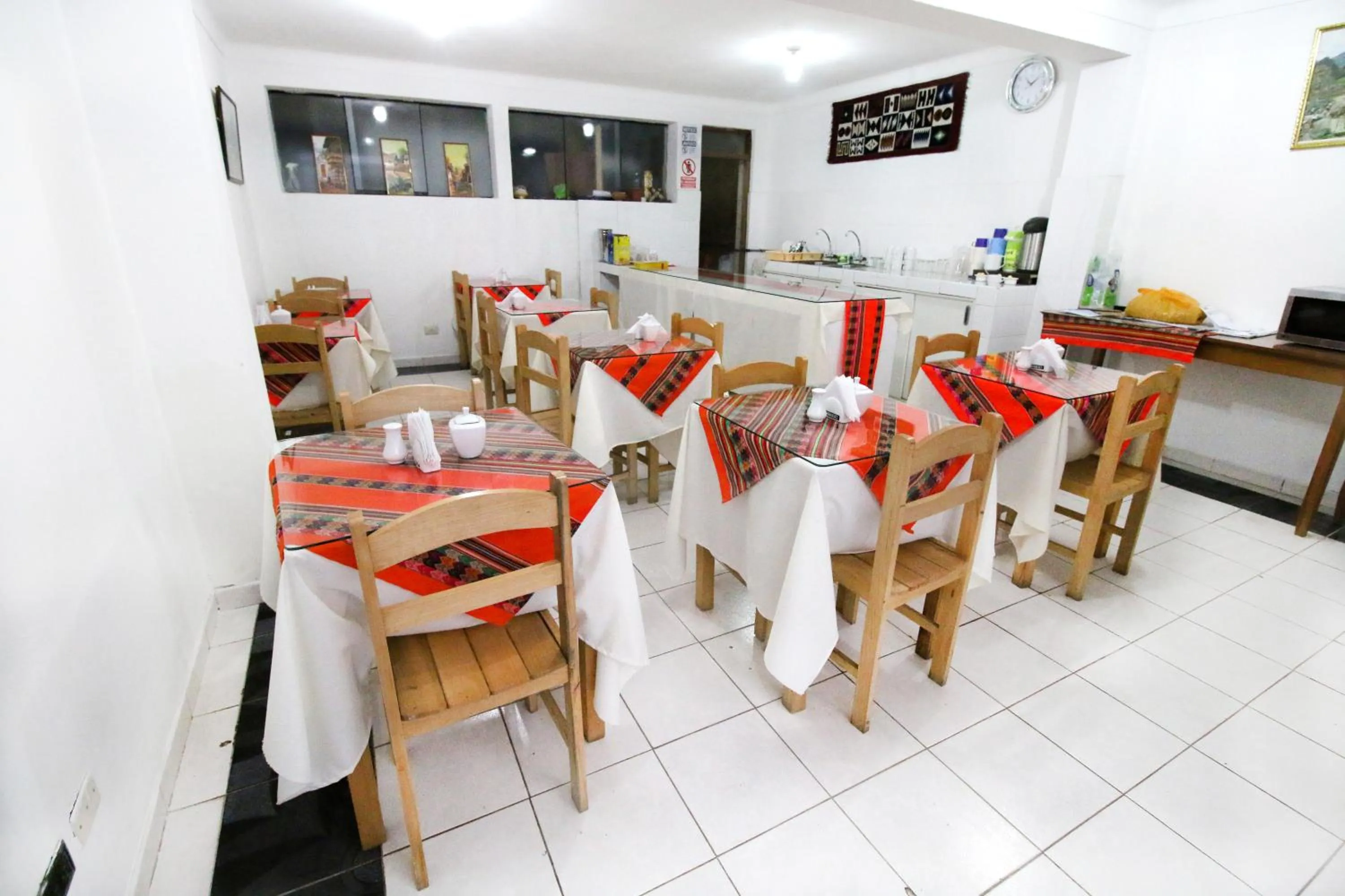 Restaurant/places to eat in Hotel Peru Real