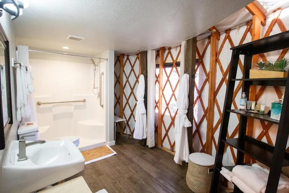Shower in Escalante Yurts - Luxury Lodging
