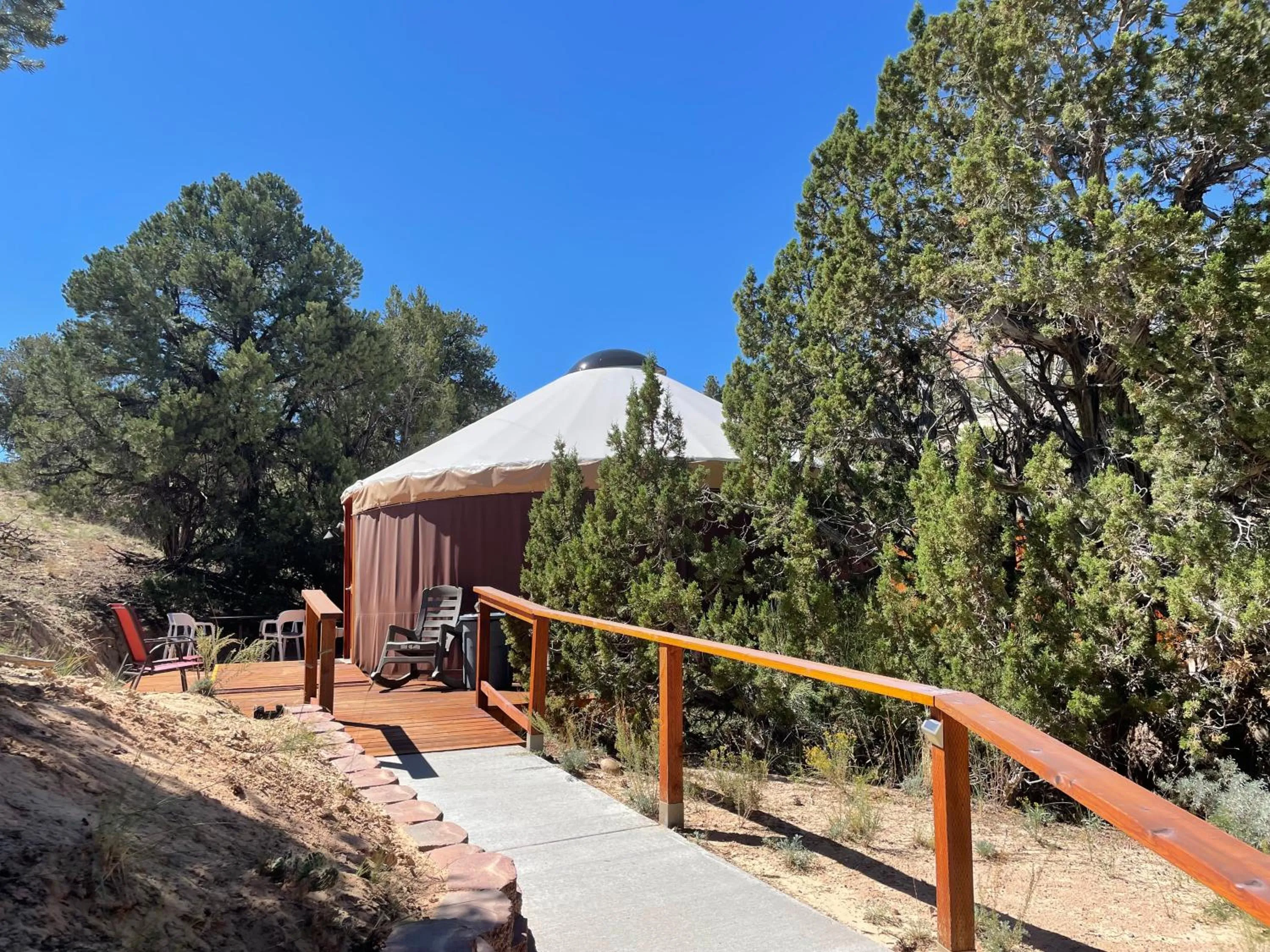 Spring in Escalante Yurts - Luxury Lodging