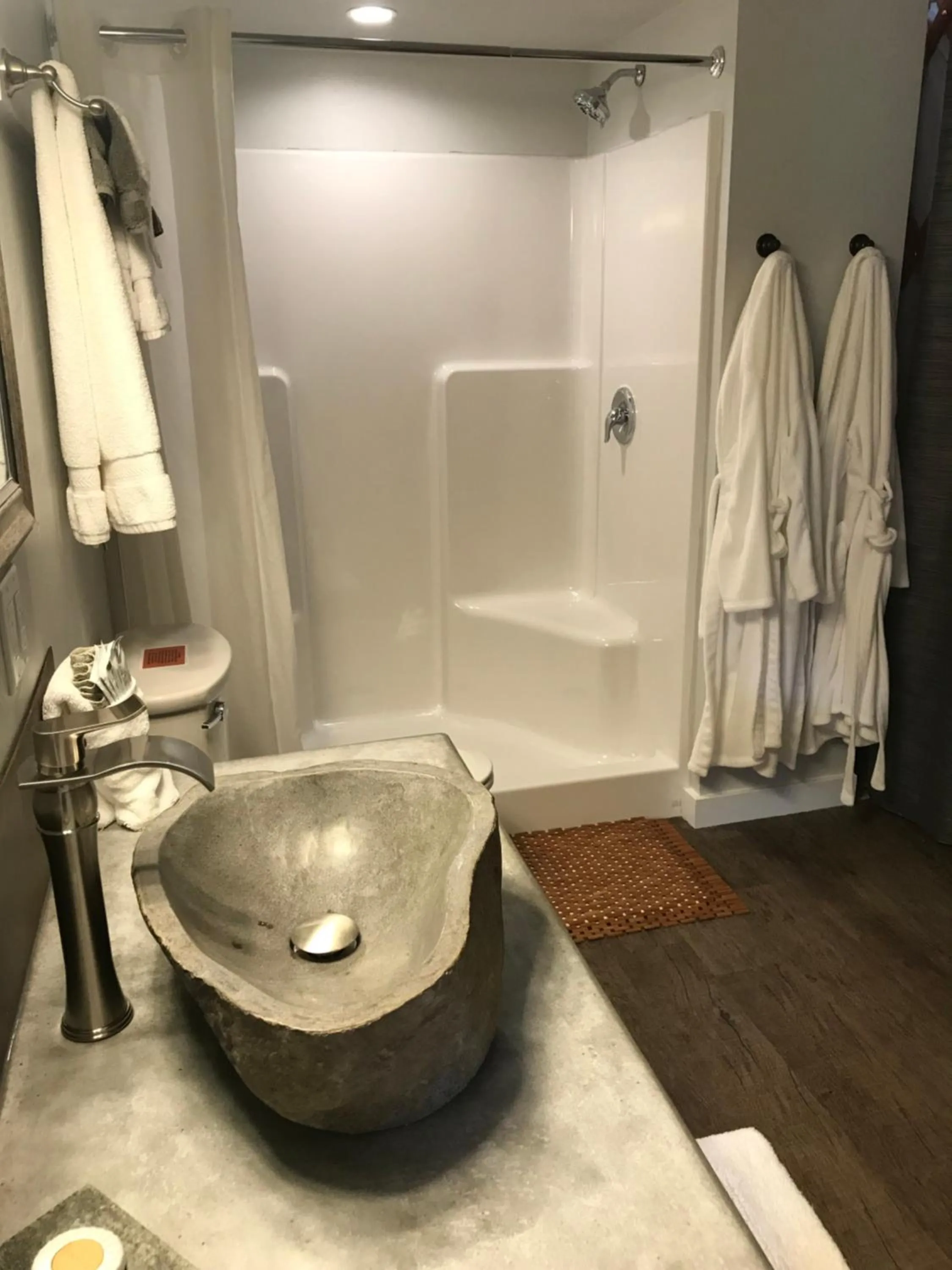 Bathroom in Escalante Yurts - Luxury Lodging