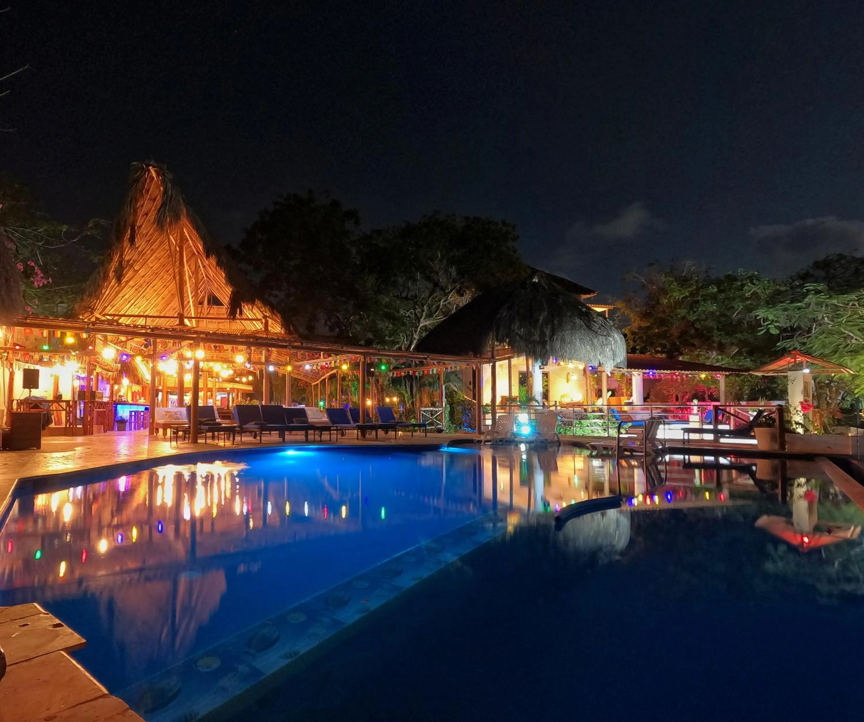 Night in Hotel Isla Real