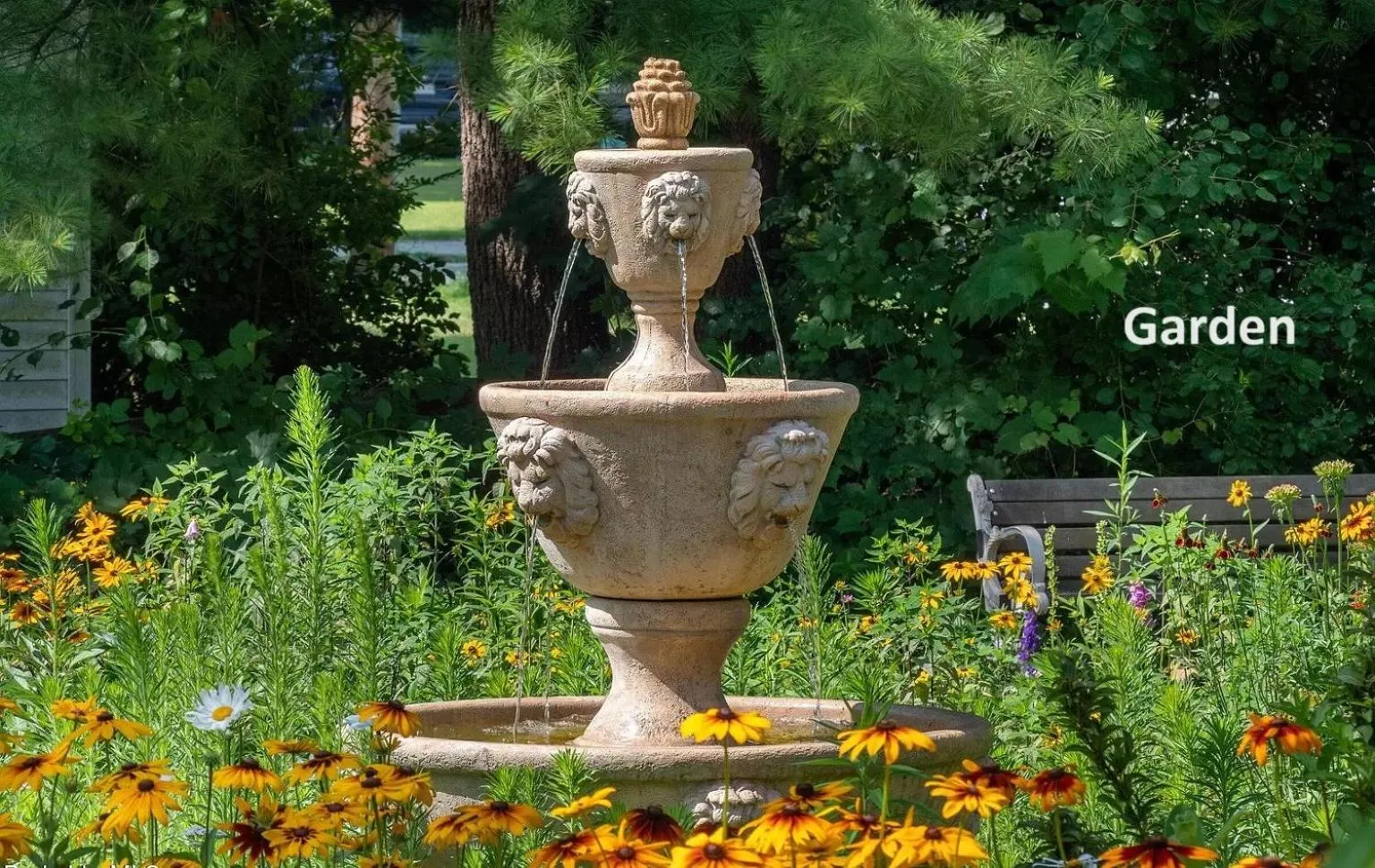 Garden in Wainwright Inn