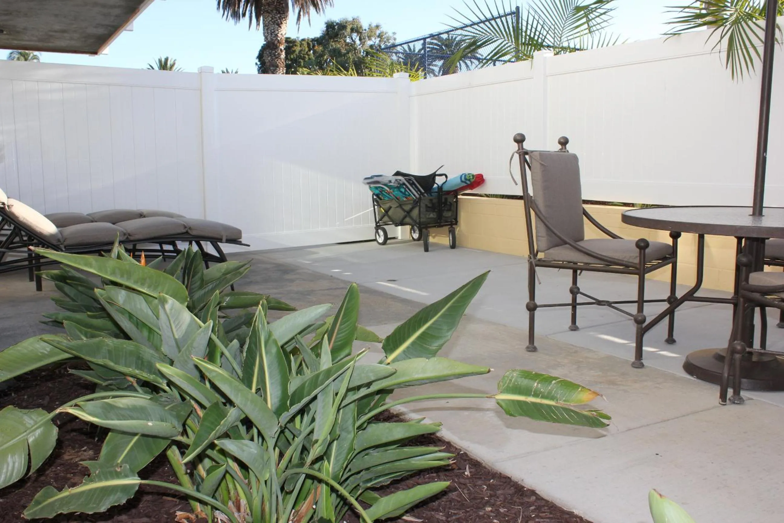 Kitchen or kitchenette in Seaside Village Carlsbad