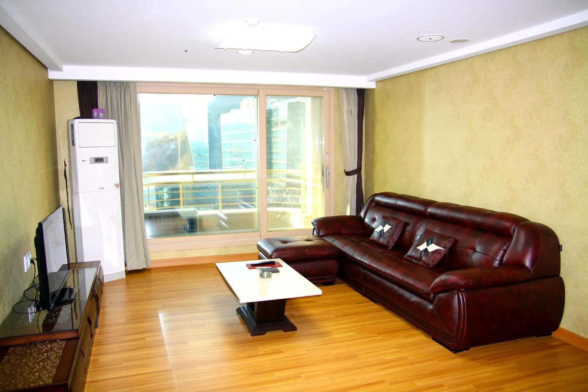 Living room in Geoje Ocean Hotel