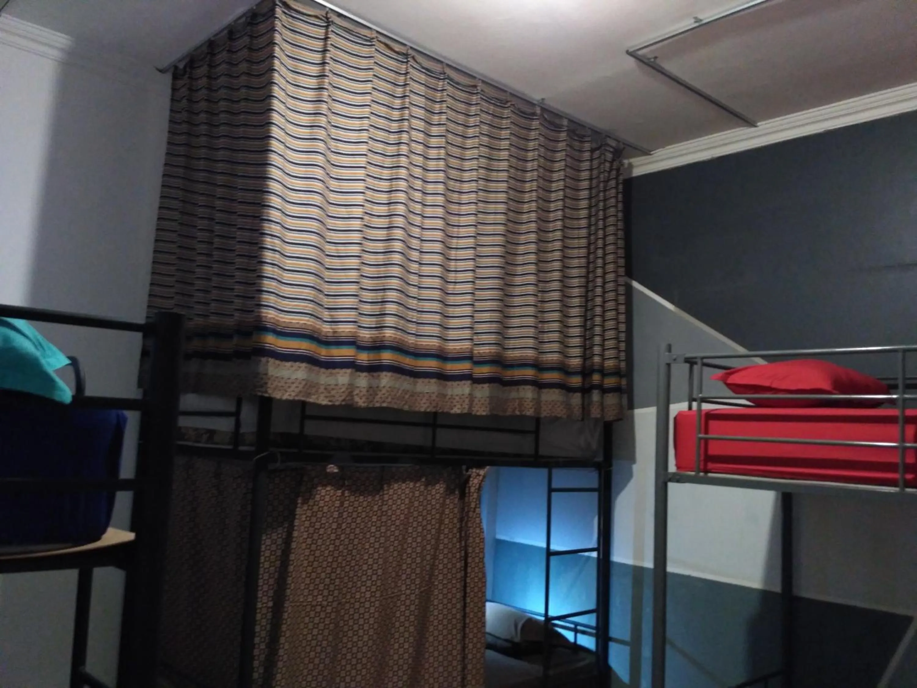 Area and facilities in Hati Hati