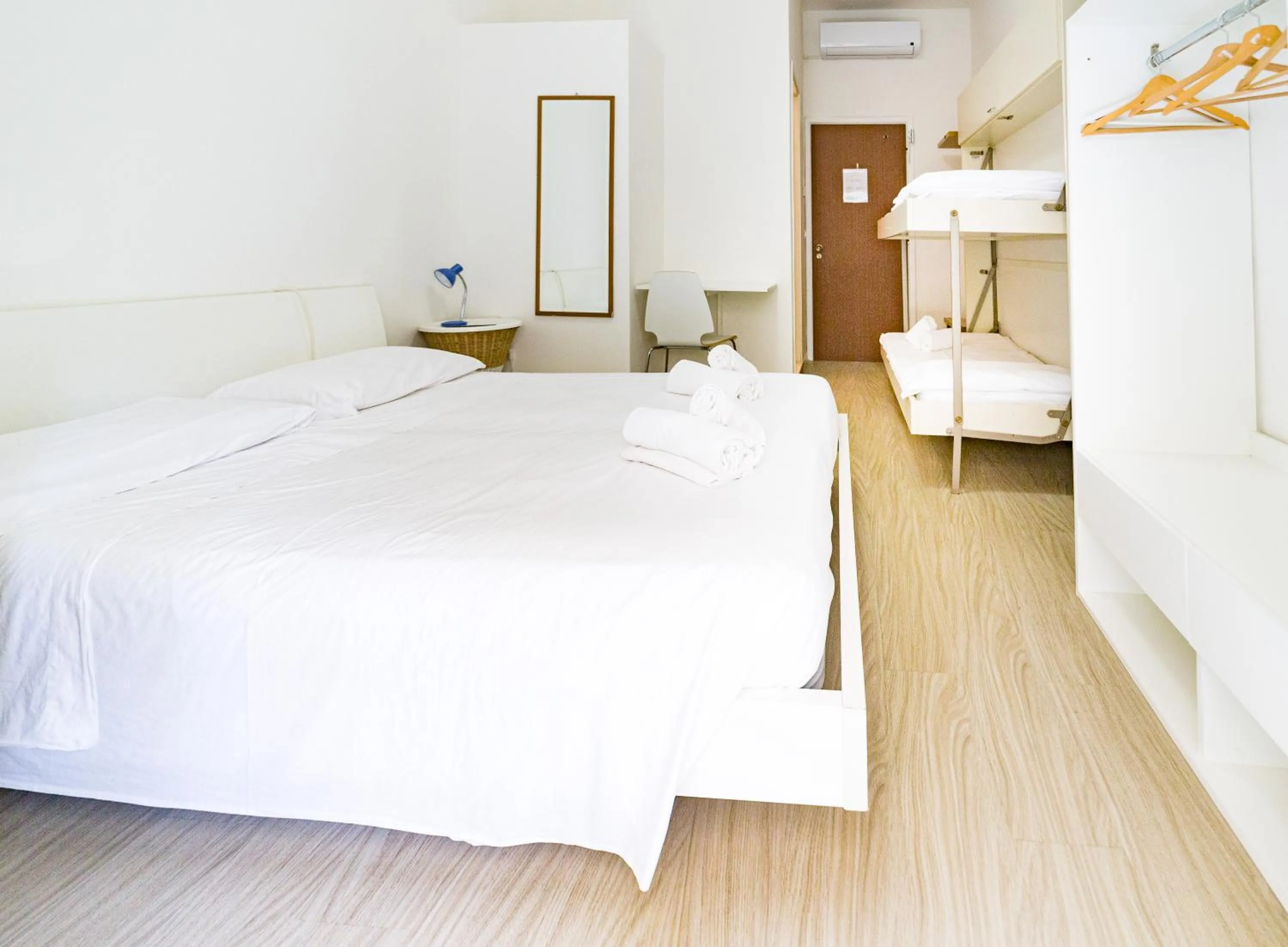 Photo of the whole room in Villa Delfa