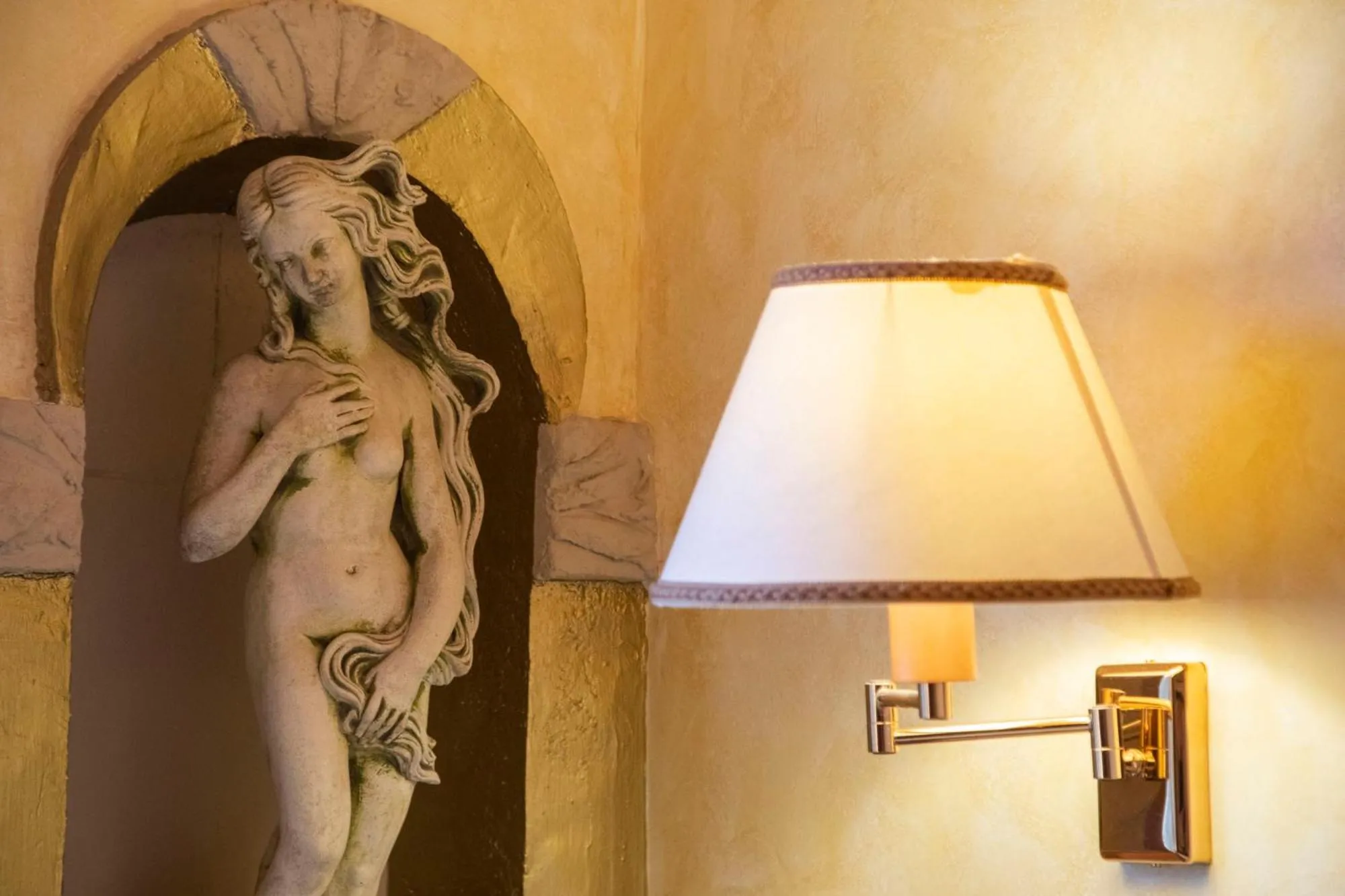 Decorative detail in Hotel Barrett