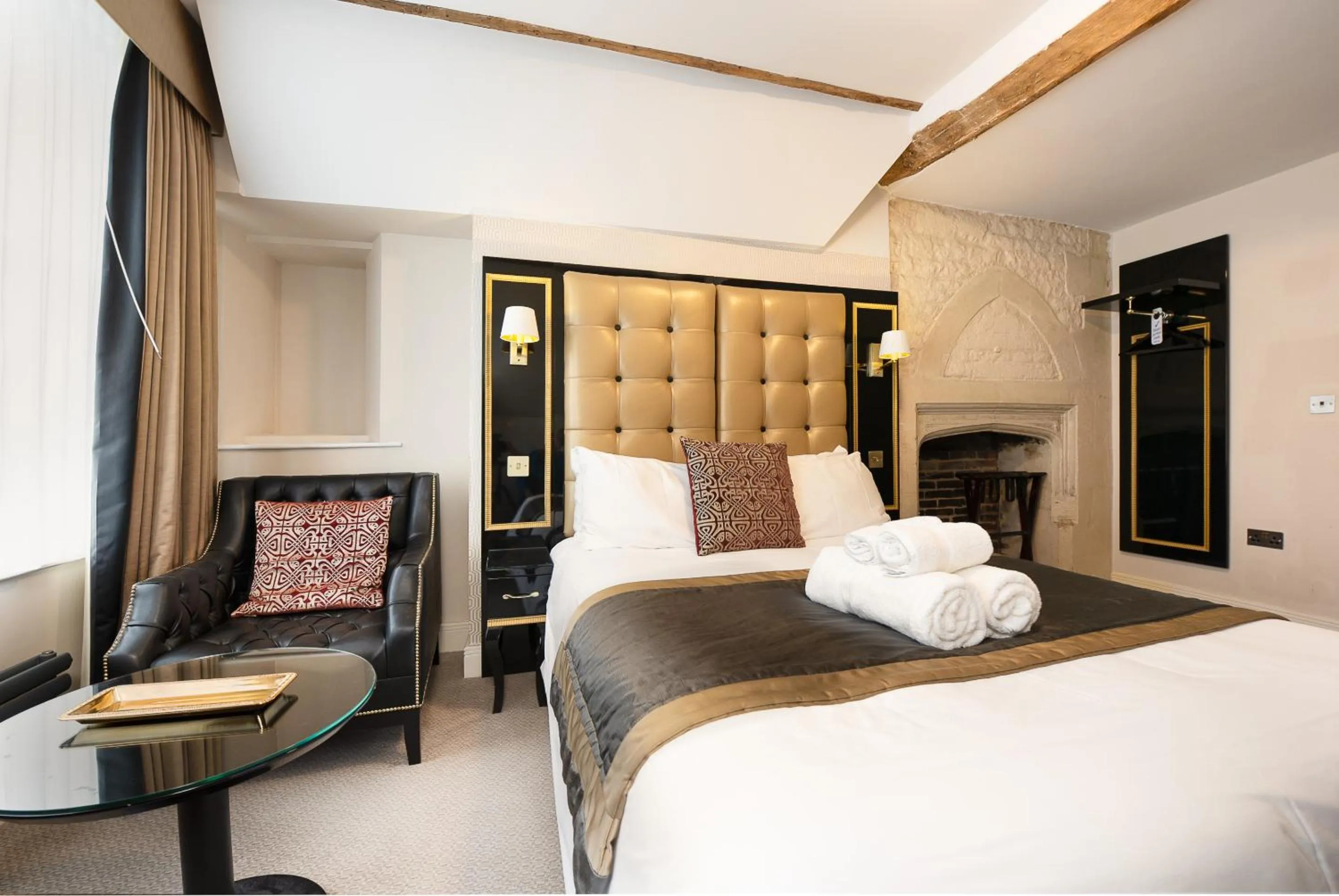 Bedroom in Museum Residence Oxford