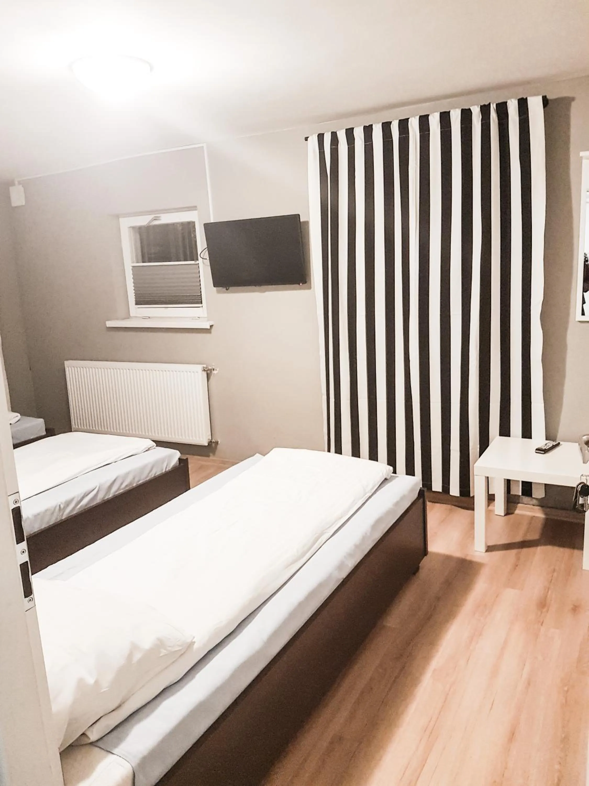 Photo of the whole room, Bed in KWATERY KALINA-DUSZKA HOSTEL