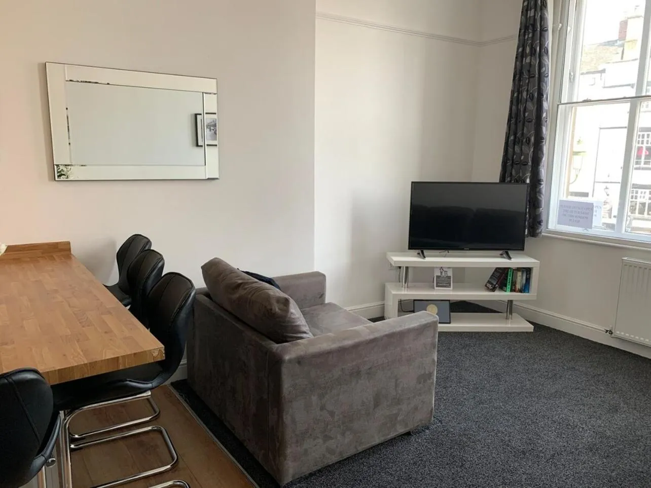 Market Place Serviced Apartments, Leek