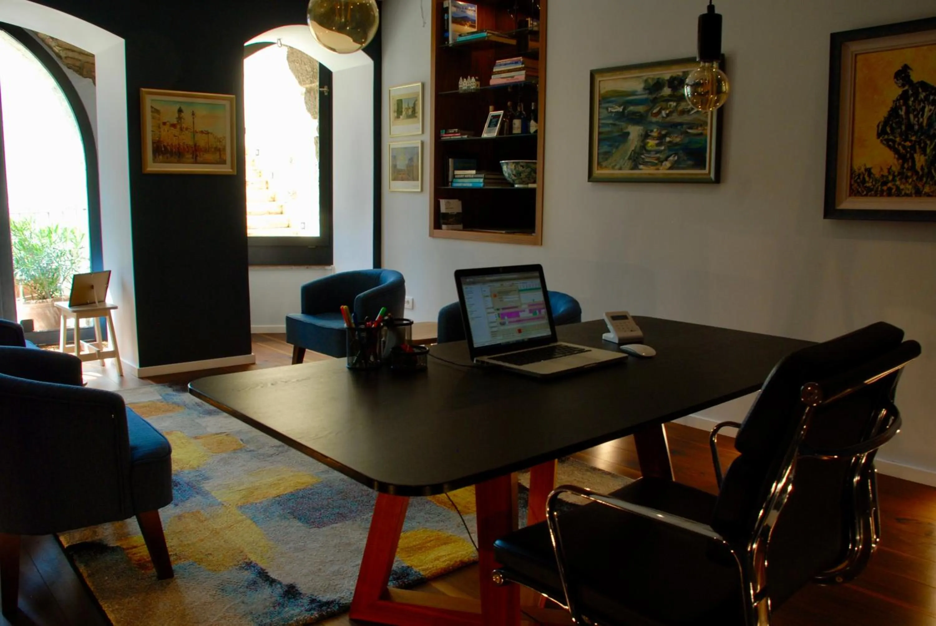 Lobby or reception in Old Town Inn