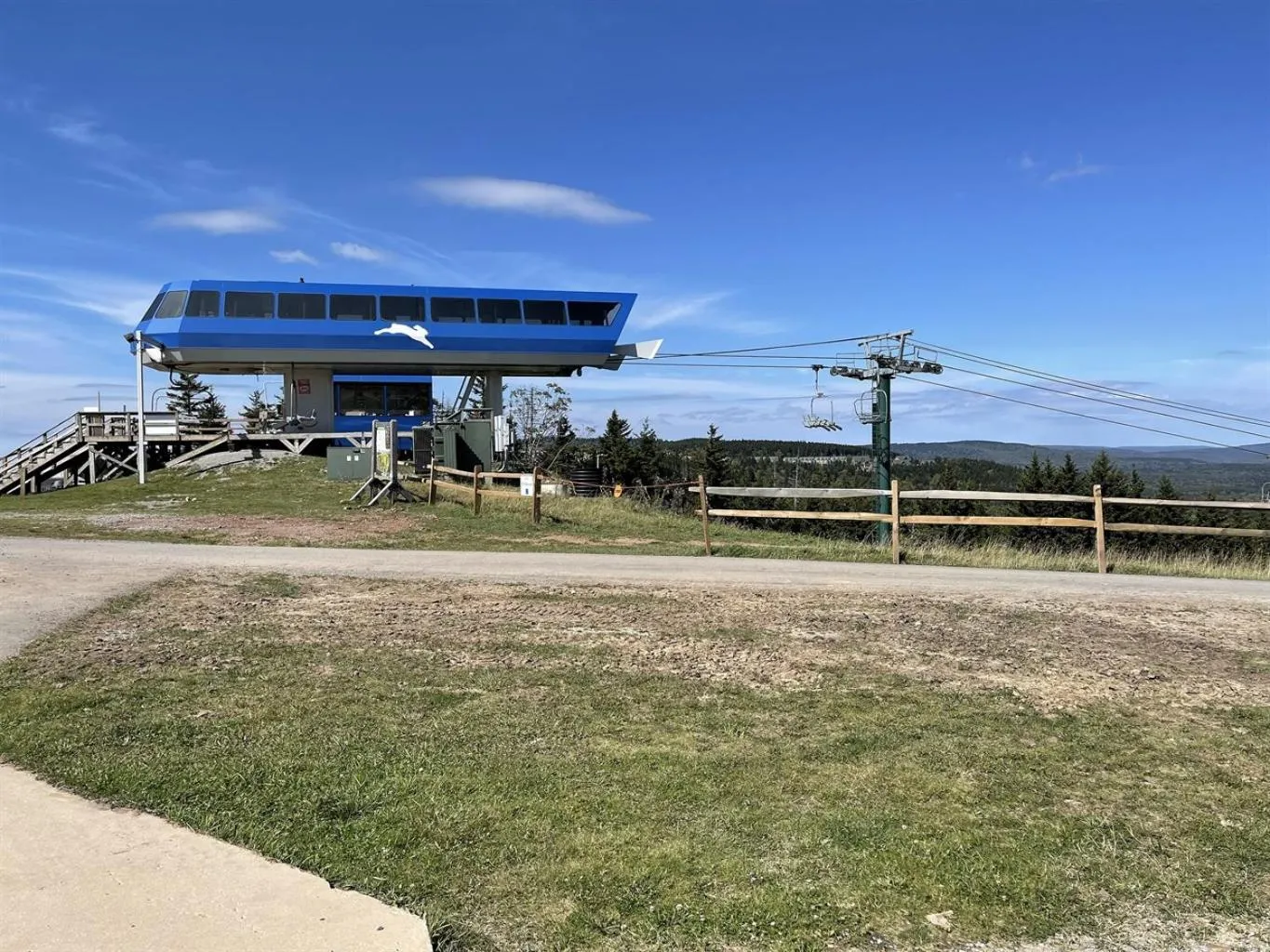 Snowshoe Ski-InSki-Out Steps to Ballhooter Lift Mountain Lodge Condo