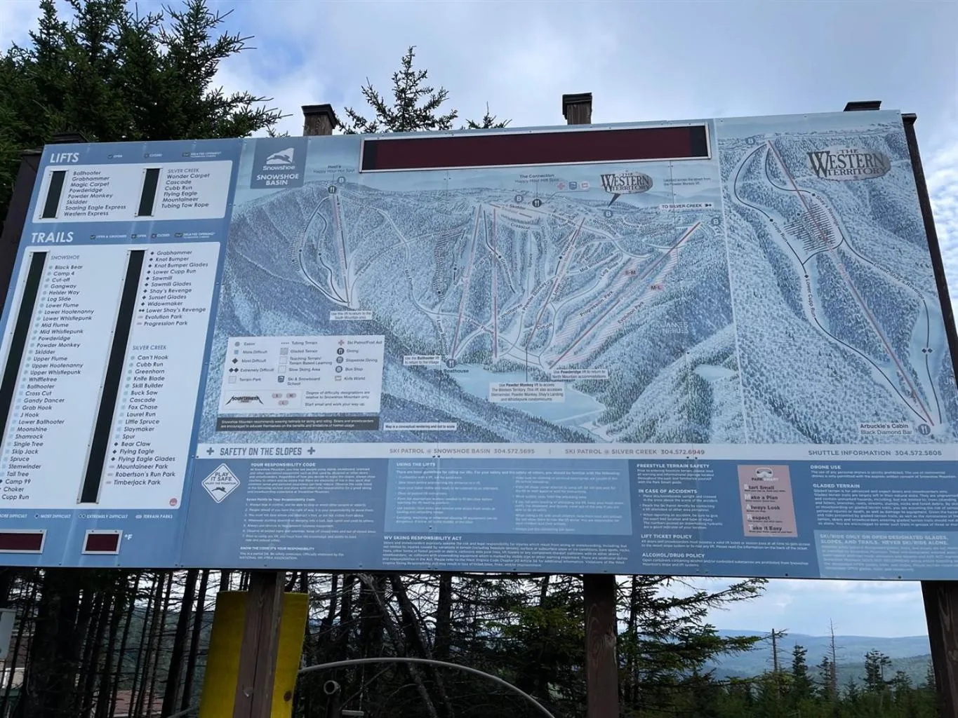 Snowshoe Ski-InSki-Out Steps to Ballhooter Lift Mountain Lodge Condo