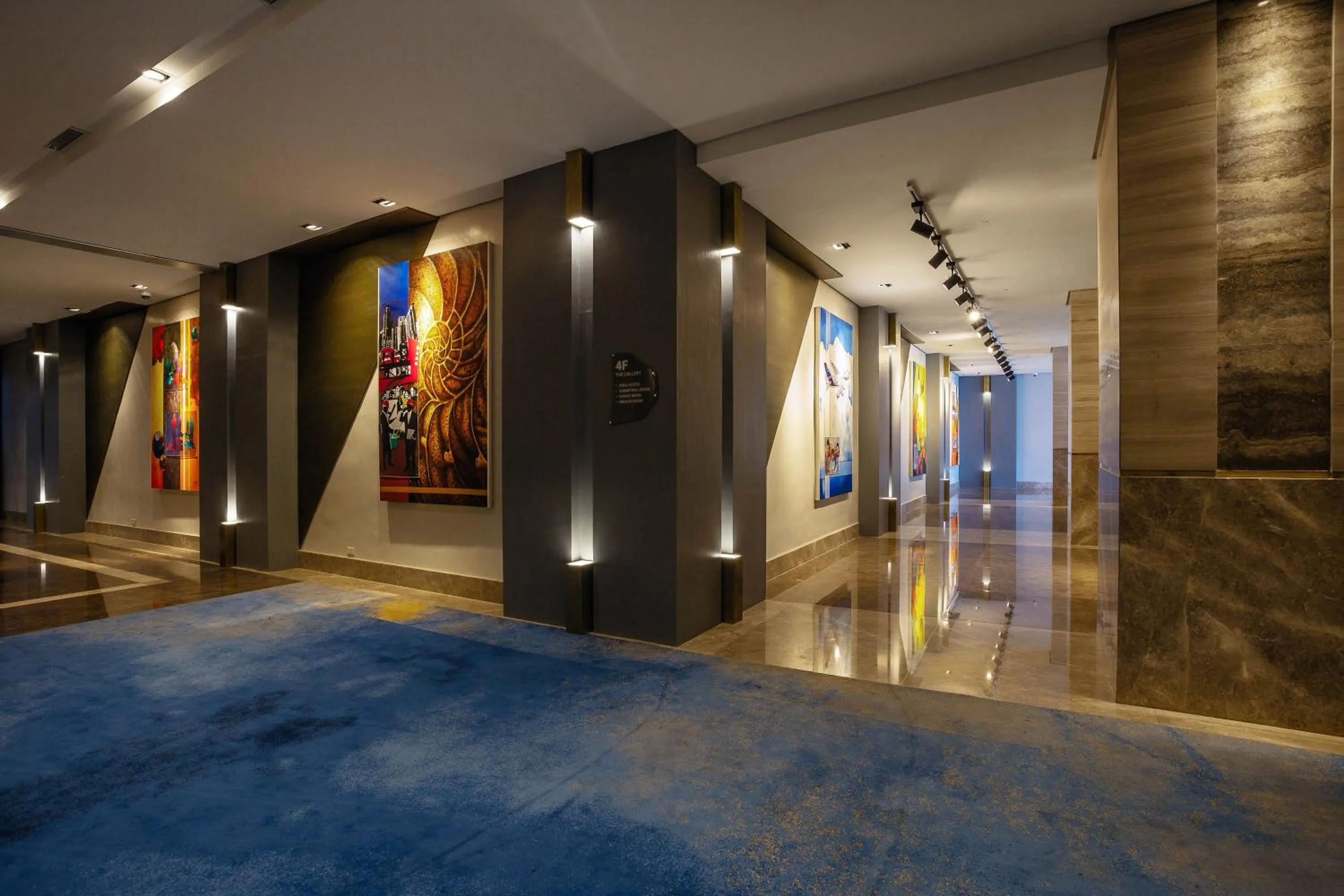 Area and facilities in Summit Galleria Cebu