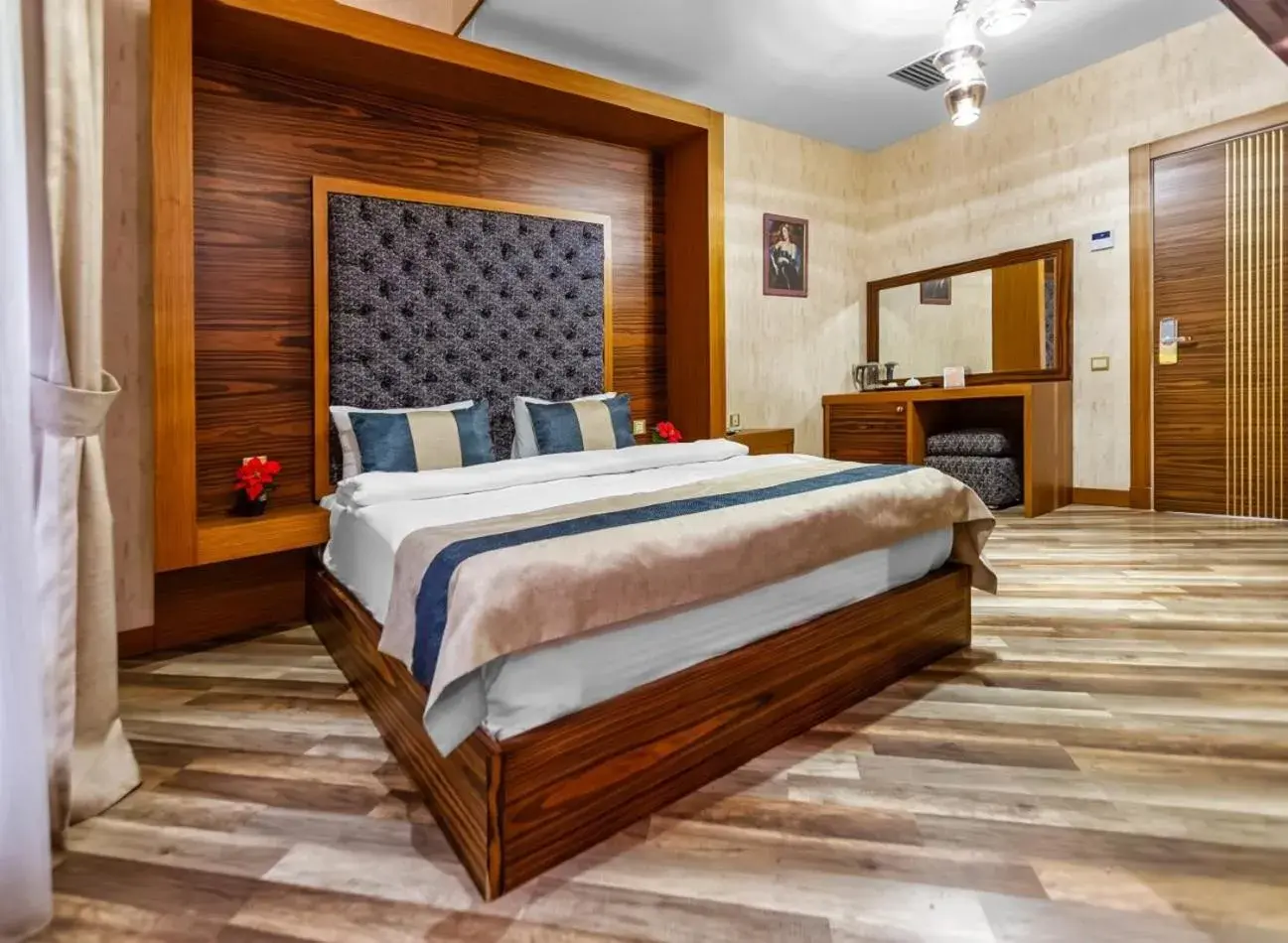 Double Room - single occupancy in Manor Luxury Hotel Baku Double Room - single occupancy in Manor Luxury Hotel Baku