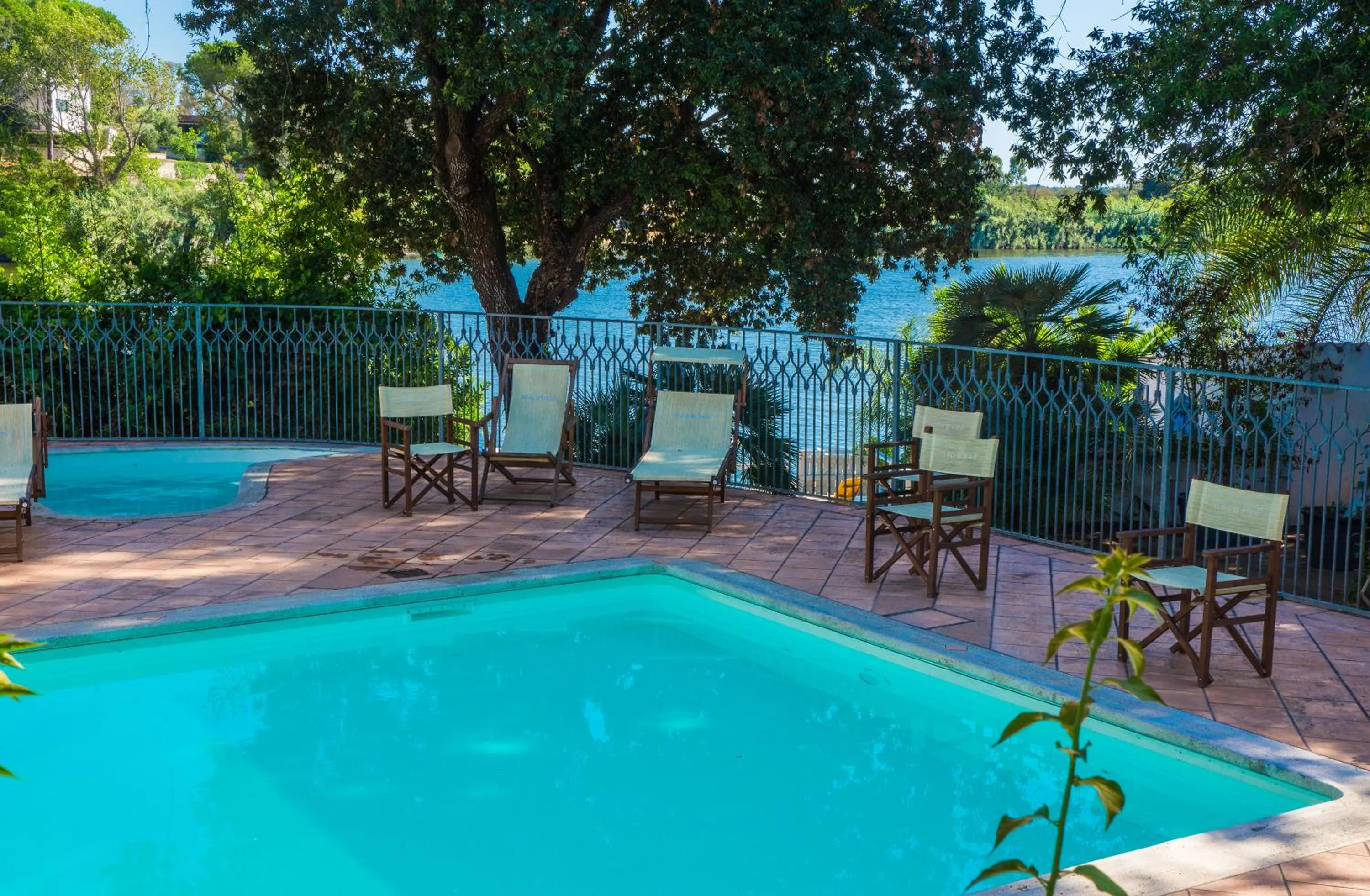Pool view in Baia D'Oro