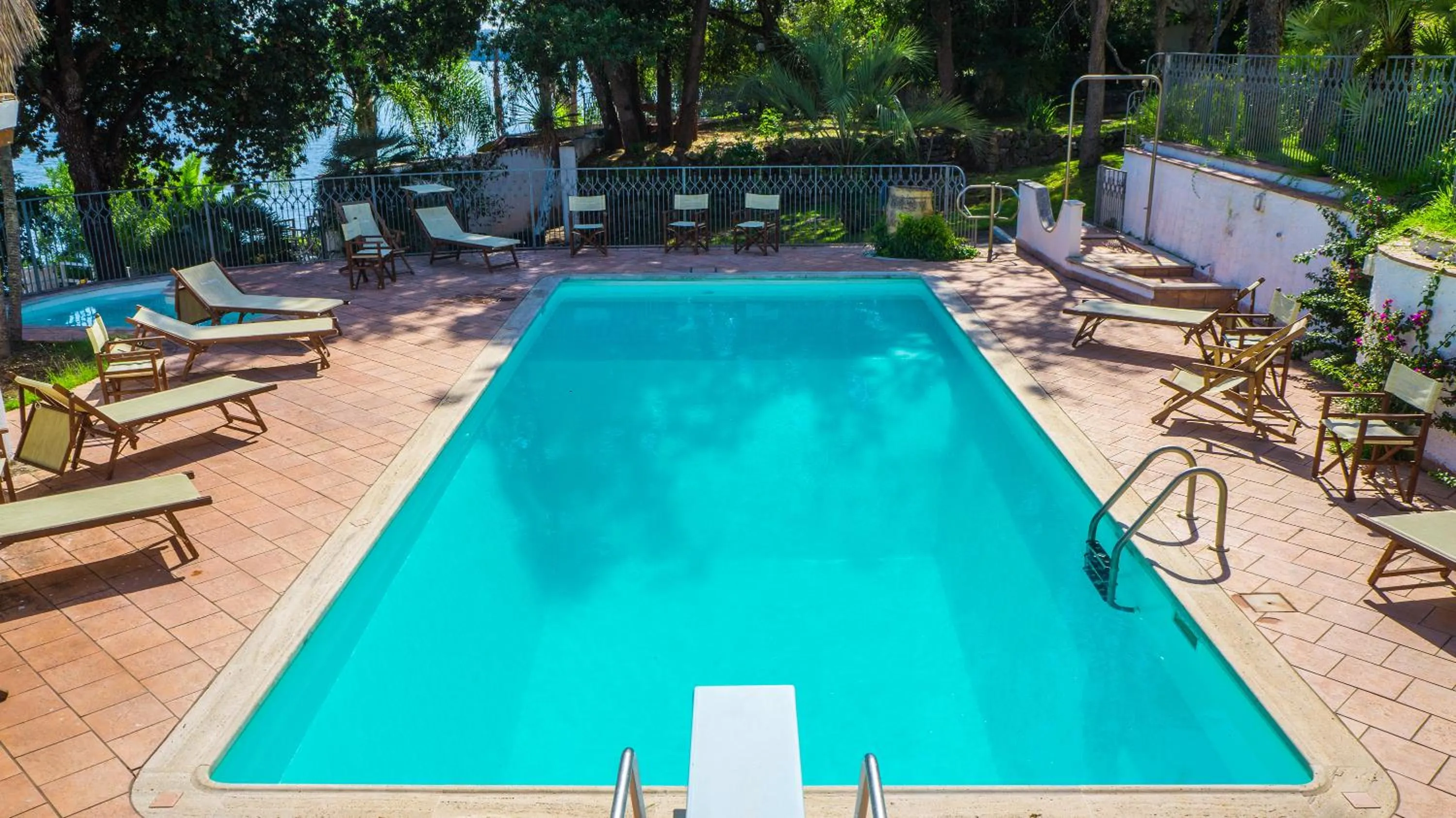 Pool view in Baia D'Oro