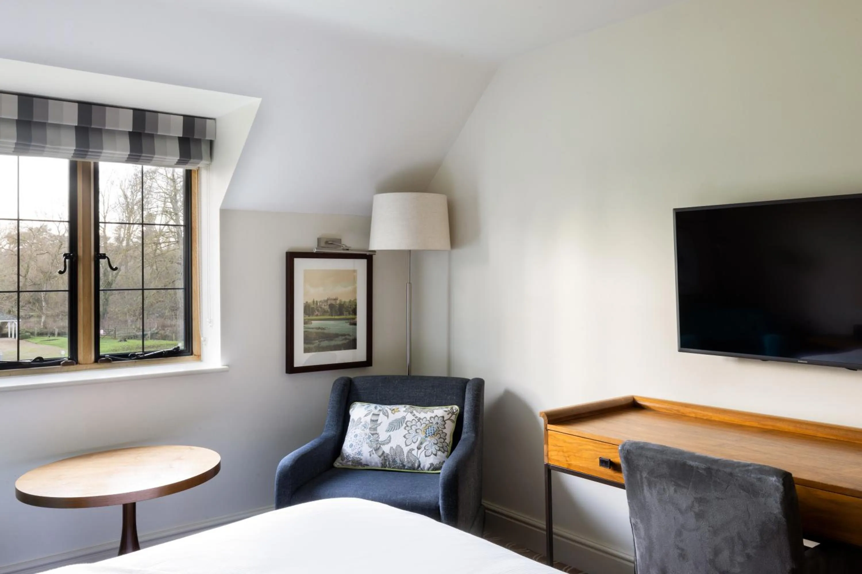 Bedroom, Bed in voco Oxford Thames by IHG