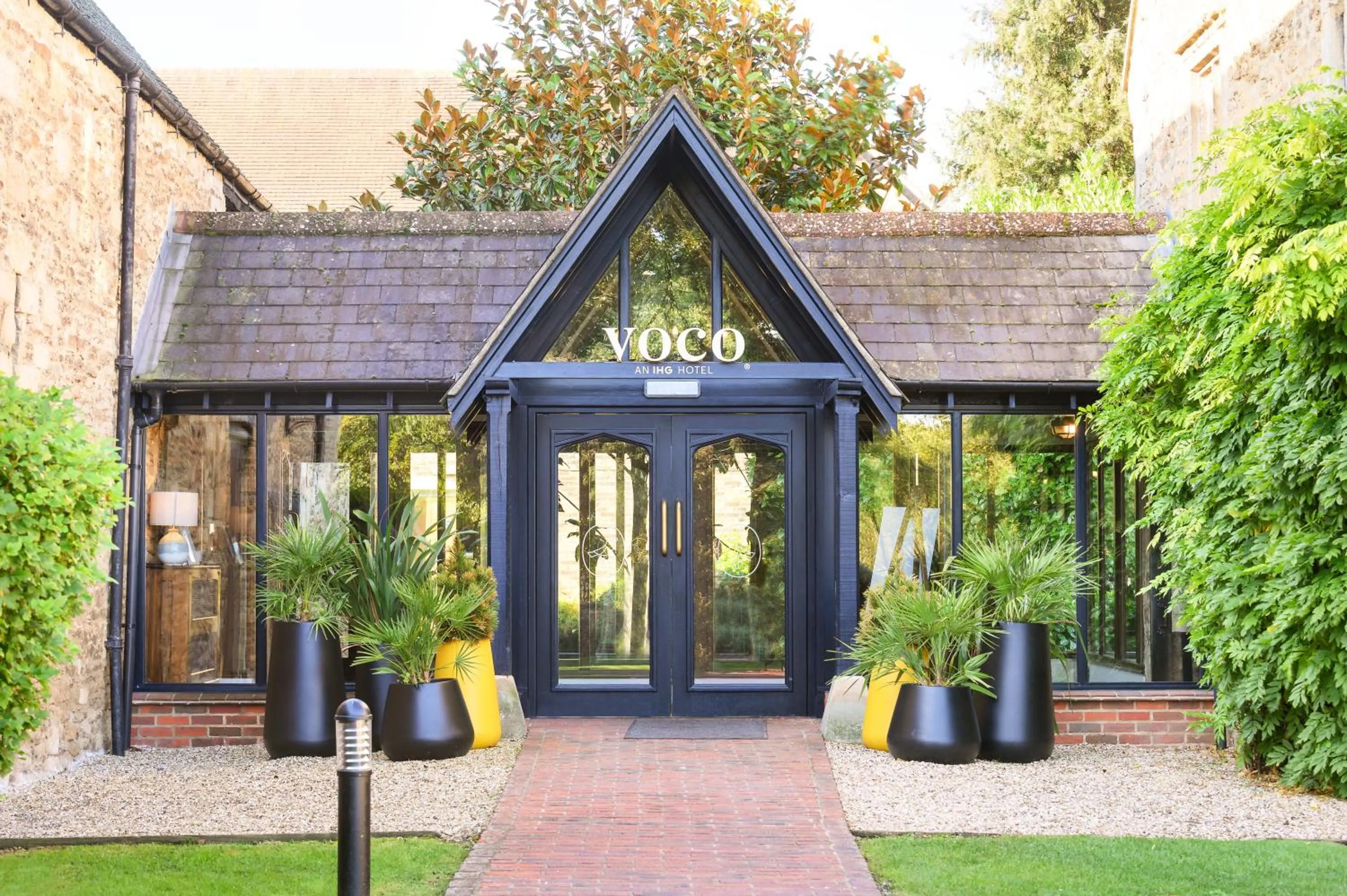 Property building in voco Oxford Thames by IHG