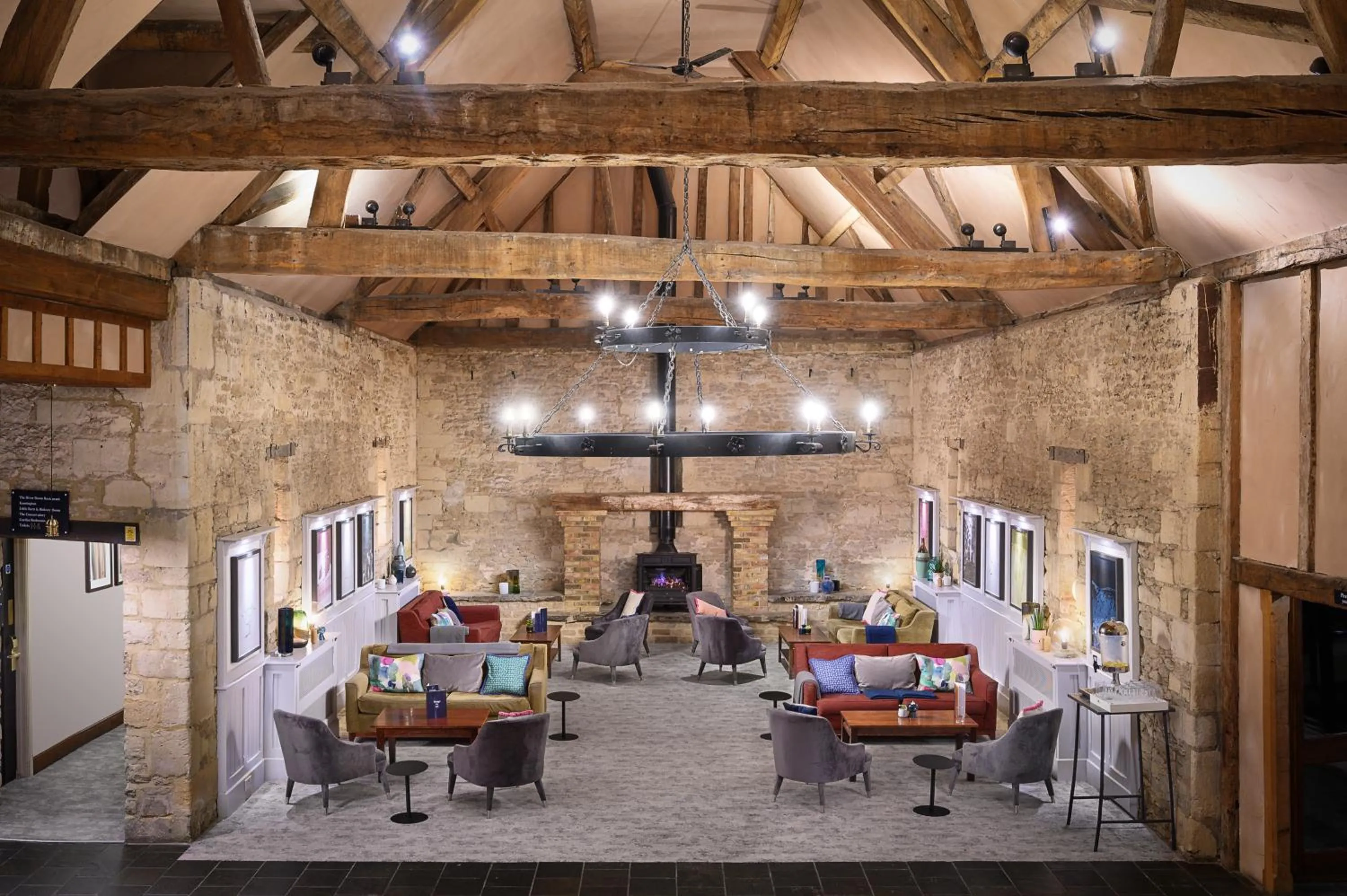 Lobby or reception in voco Oxford Thames by IHG